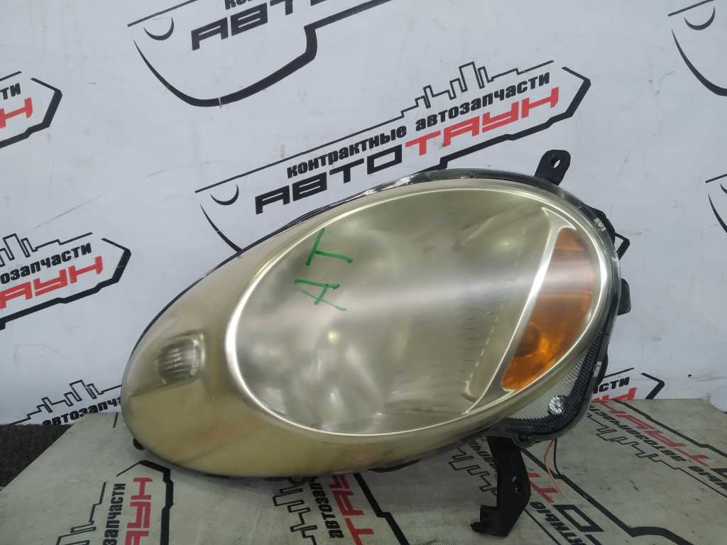ФАРА NISSAN ПРАВАЯ 26010CT40A  XA1213