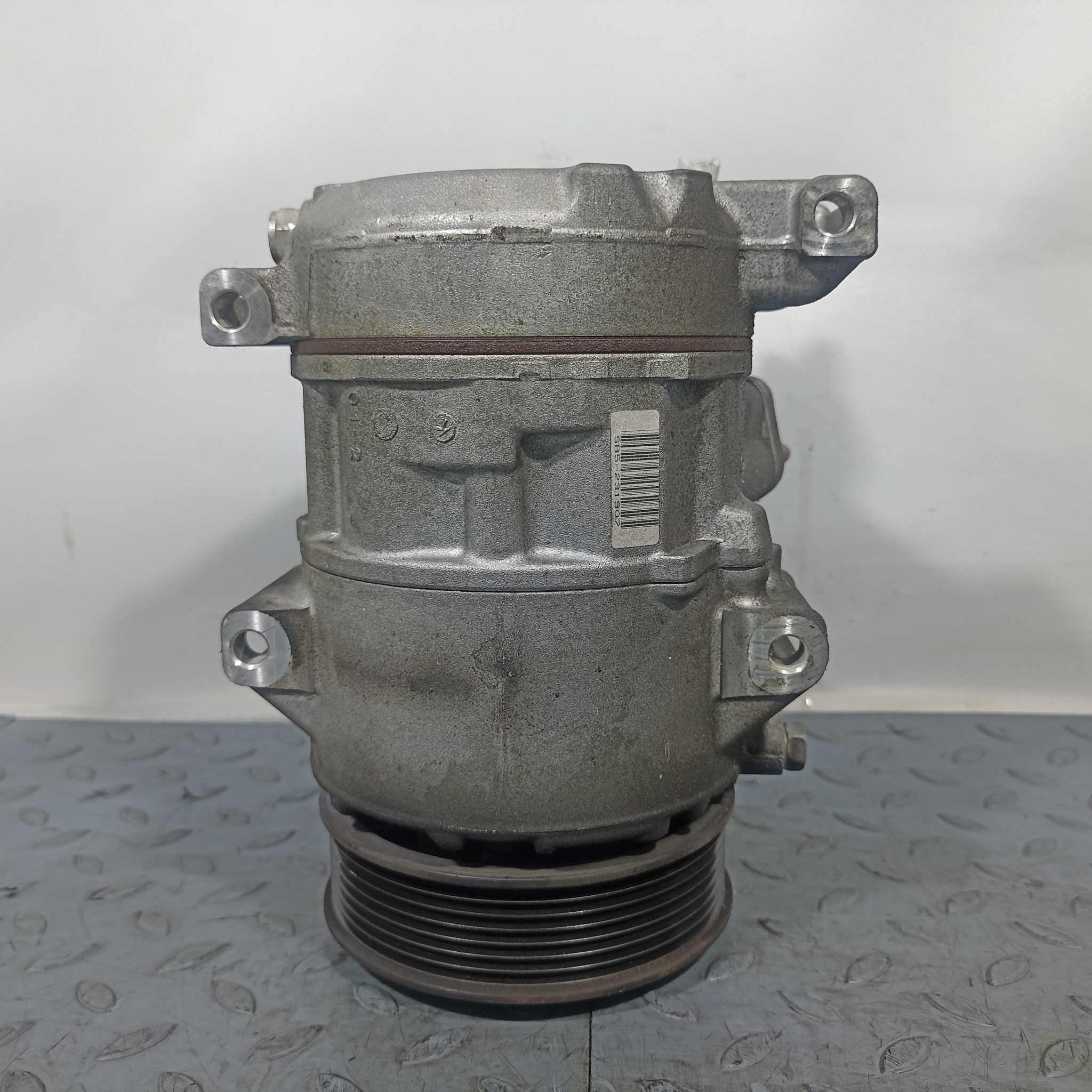 КОМПРЕССОР КОНДИЦИОНЕРА TOYOTA 8831028500 U1387Z