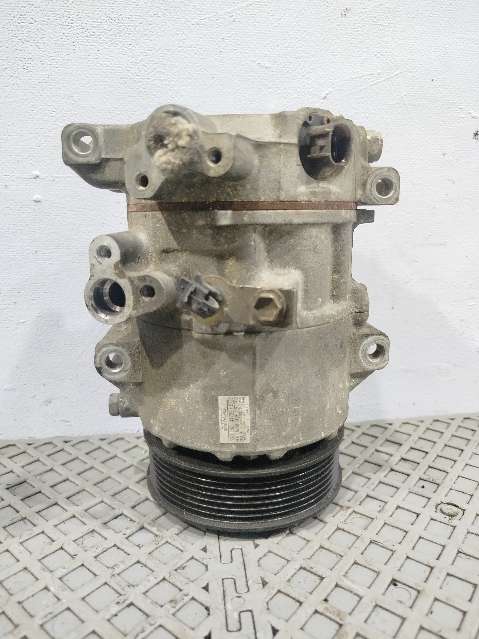 КОМПРЕССОР КОНДИЦИОНЕРА TOYOTA 8831028500 NA8600Z
