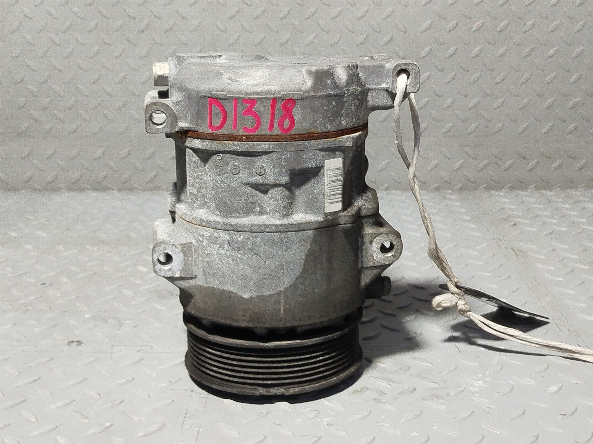 КОМПРЕССОР КОНДИЦИОНЕРА TOYOTA 8831028500 D1318