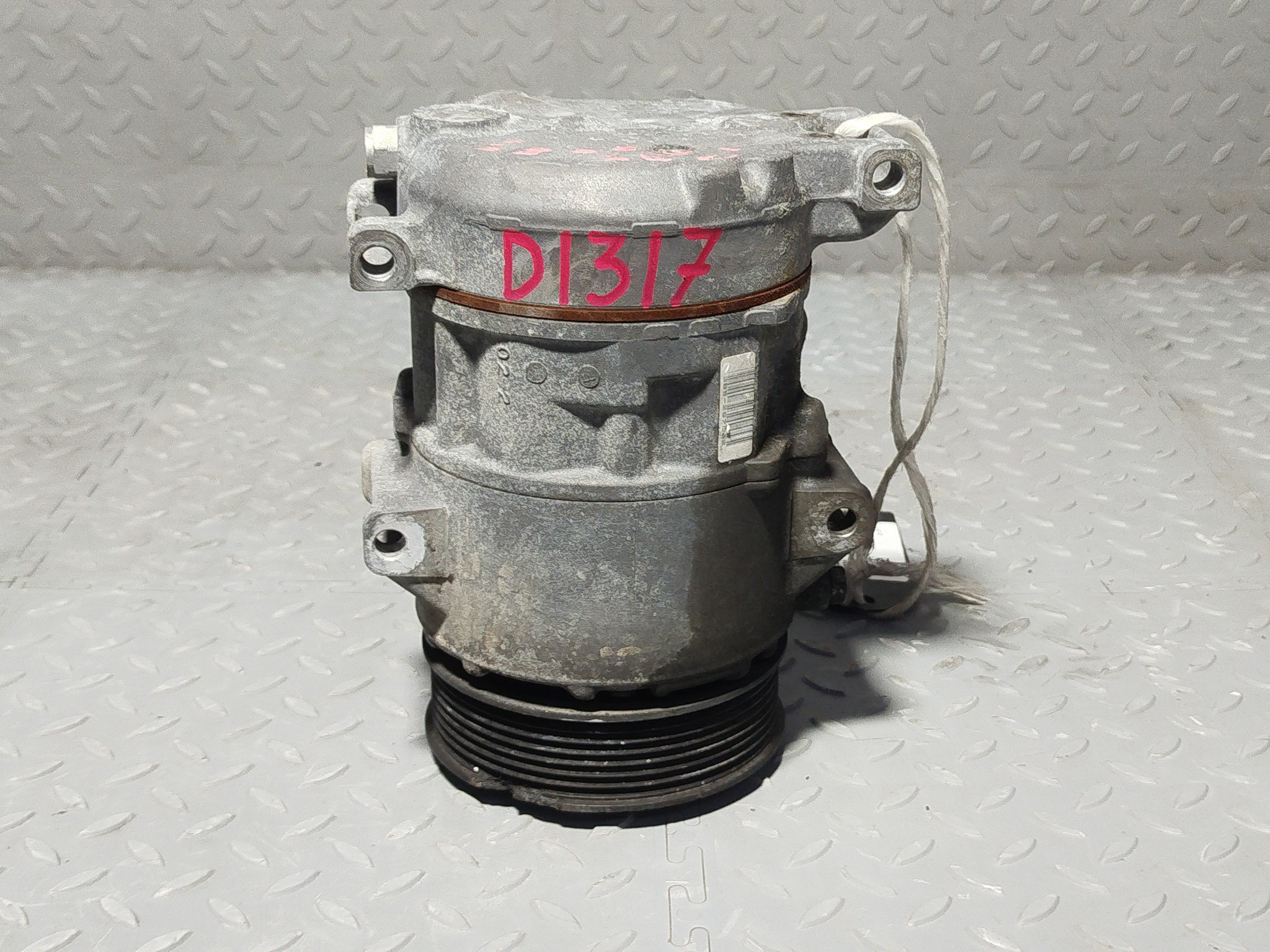 КОМПРЕССОР КОНДИЦИОНЕРА TOYOTA 8831028500 D1317