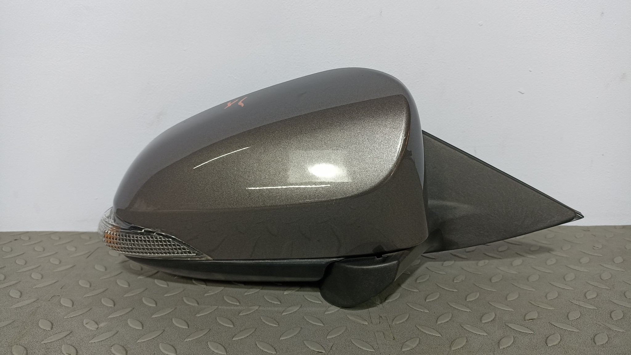 ЗЕРКАЛО TOYOTA DAIHATSU ALTIS CAMRY ПРАВОЕ 8791033A60 серый, 1H1 YE001Z