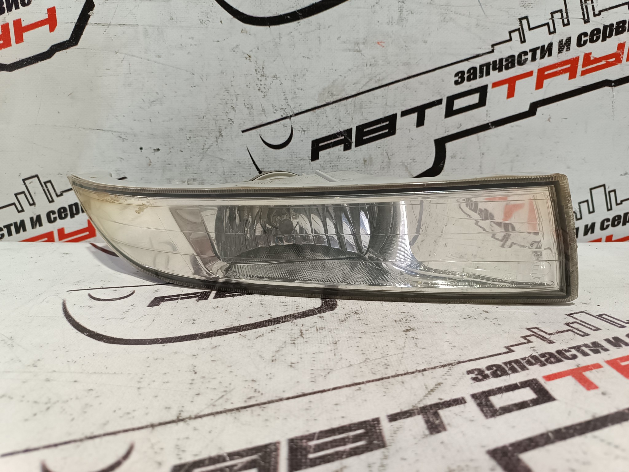 ТУМАНКА NISSAN ПРАВАЯ 261507W50B  D334