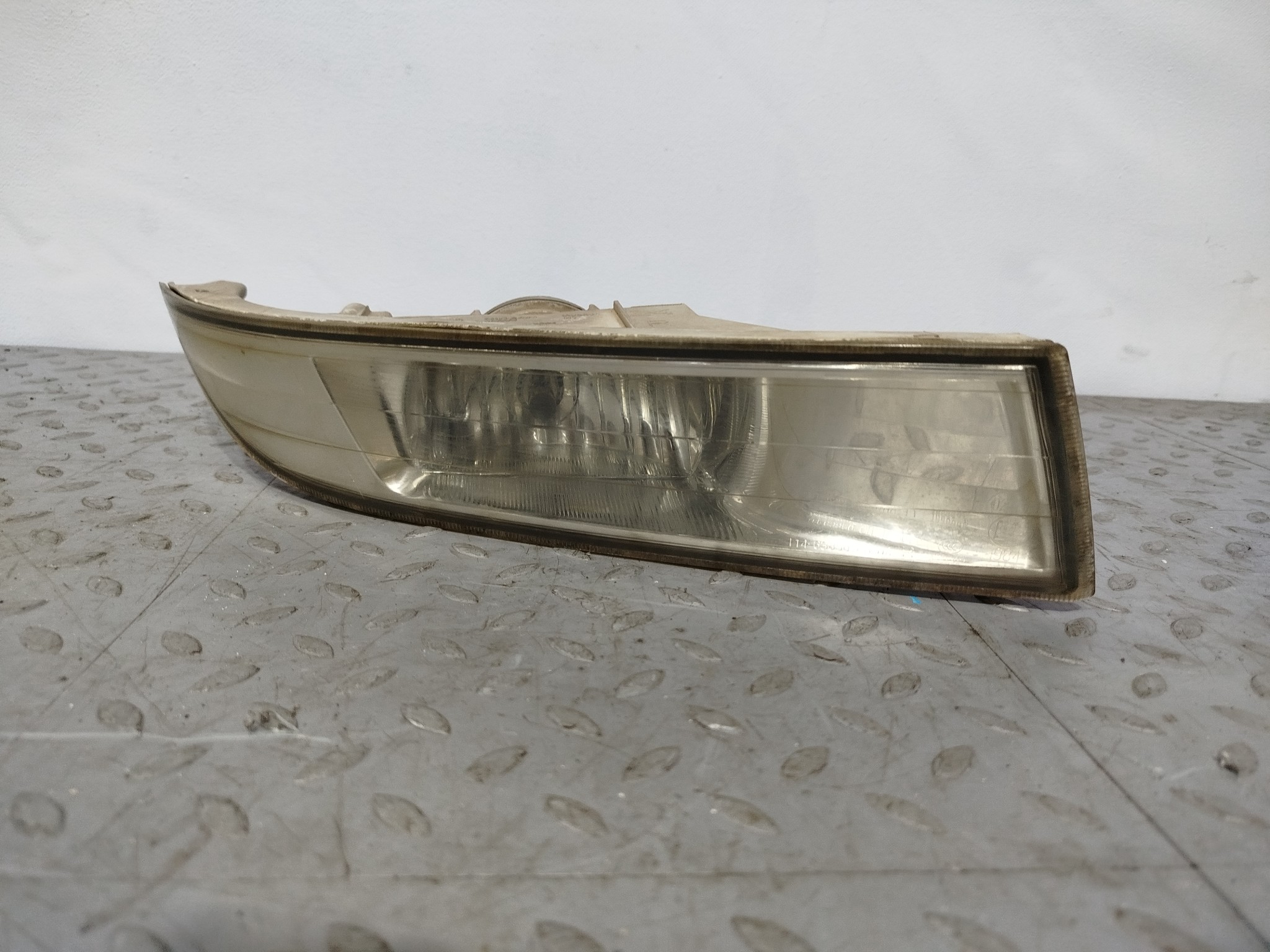 ТУМАНКА NISSAN ПРАВАЯ 261507W50B  F630Z