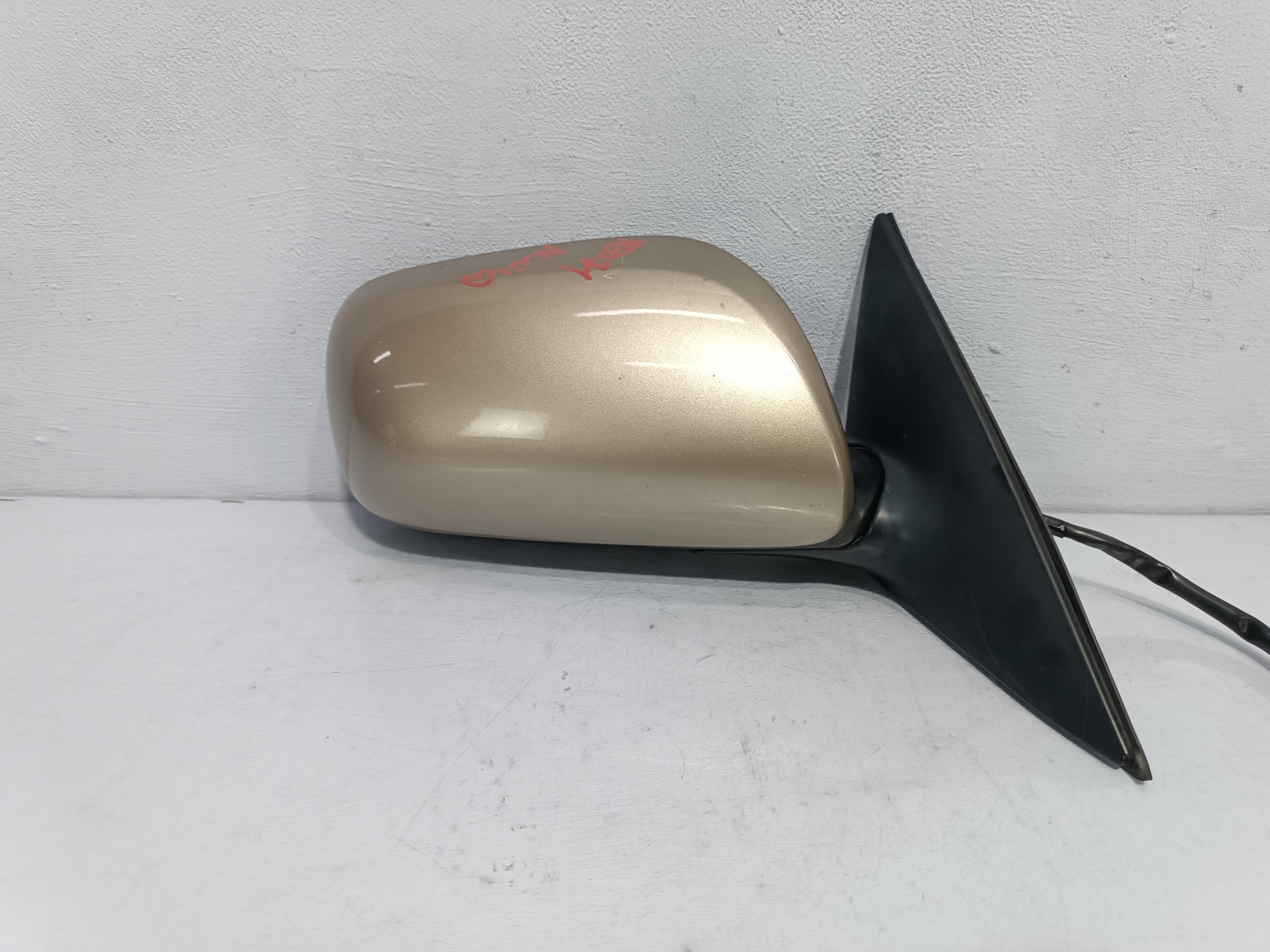 ЗЕРКАЛО TOYOTA DAIHATSU ALTIS CAMRY ПРАВОЕ 8794533010 бежевый, 4Q2 YE071Z