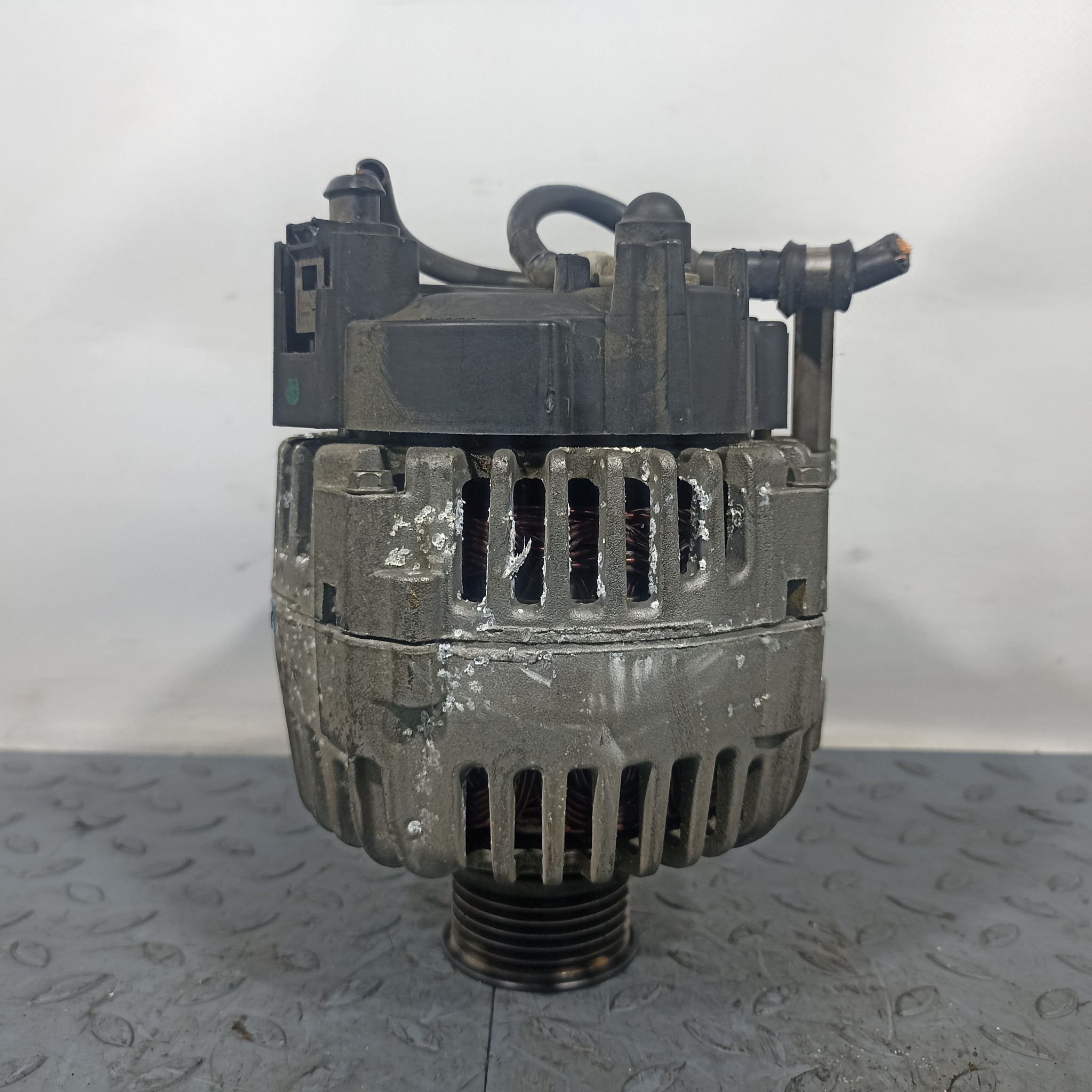 ГЕНЕРАТОР AUDI VOLKSWAGEN SEAT SKODA 036903024D DY1351Z