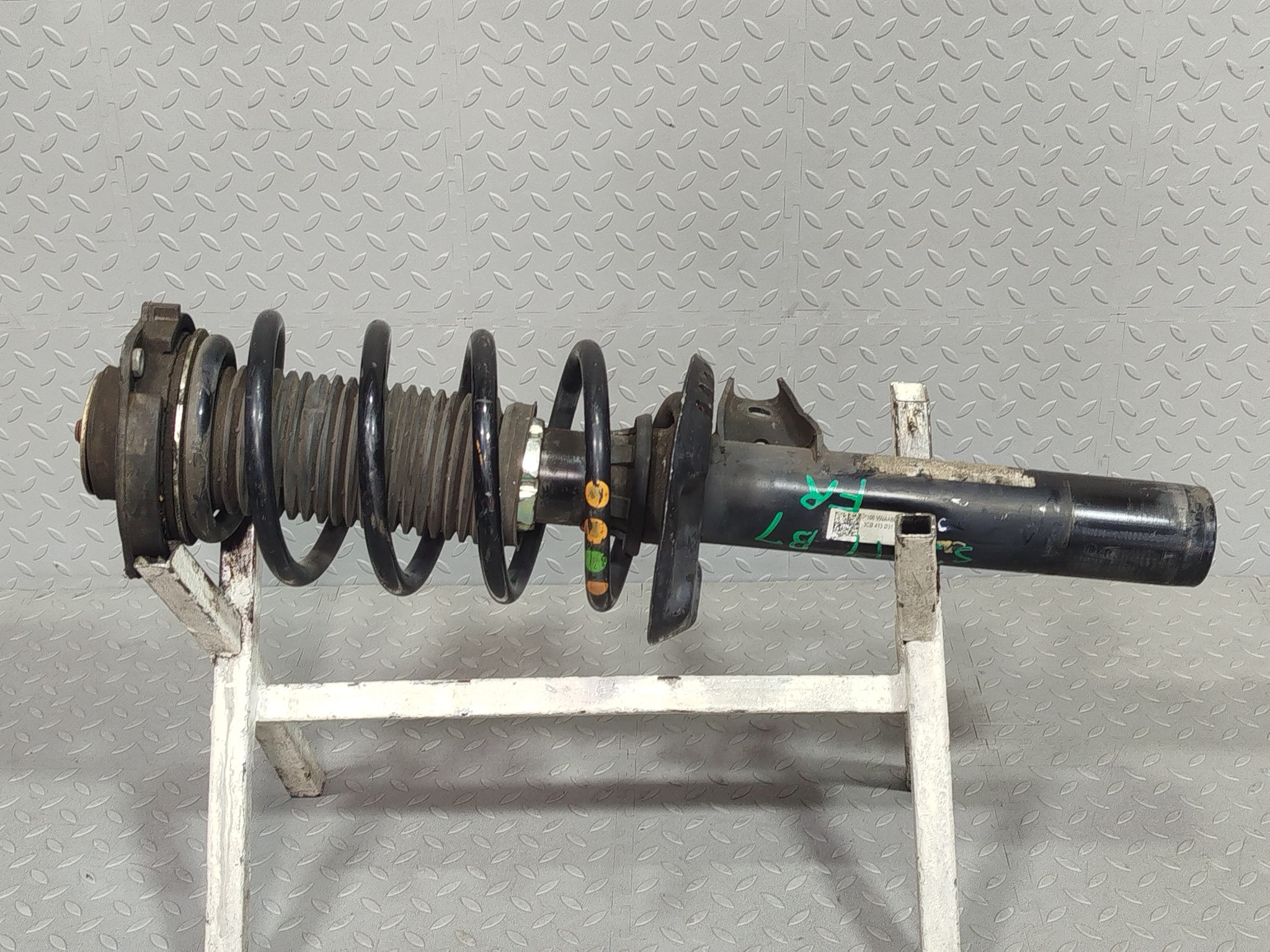 СТОЙКА ХОДОВКИ AUDI VOLKSWAGEN SKODA ПЕРЕДНЯЯ ЛЕВАЯ ПРАВАЯ 3AA413031M S3719(2)