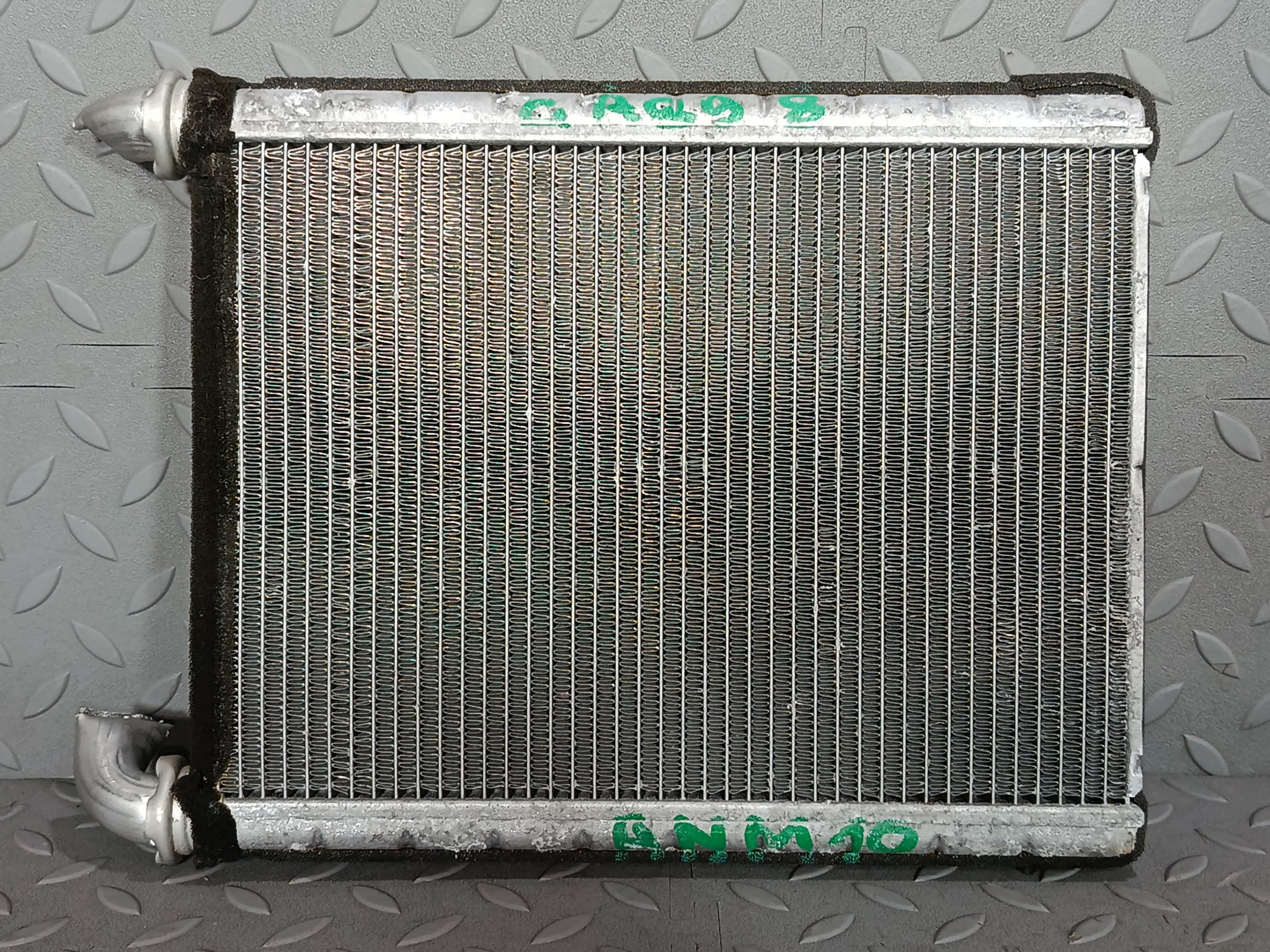 РАДИАТОР ПЕЧКИ TOYOTA 8710720720 D039