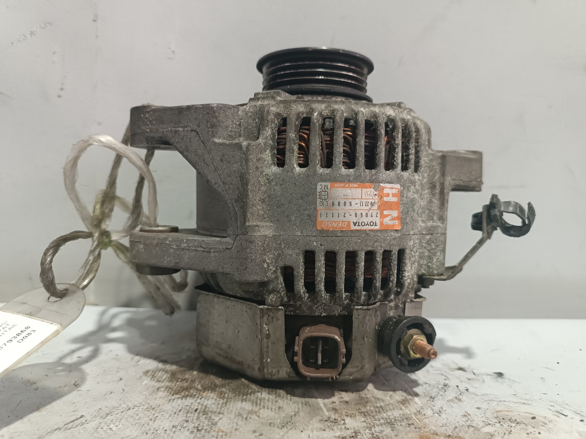 ГЕНЕРАТОР TOYOTA 2706021070  D083