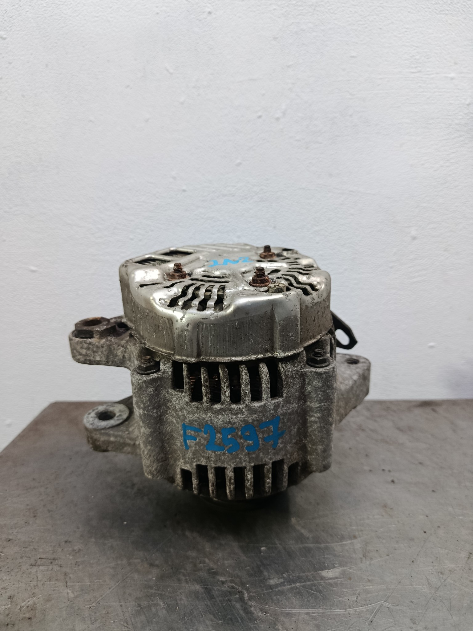 ГЕНЕРАТОР TOYOTA 2706021070  F2597Z