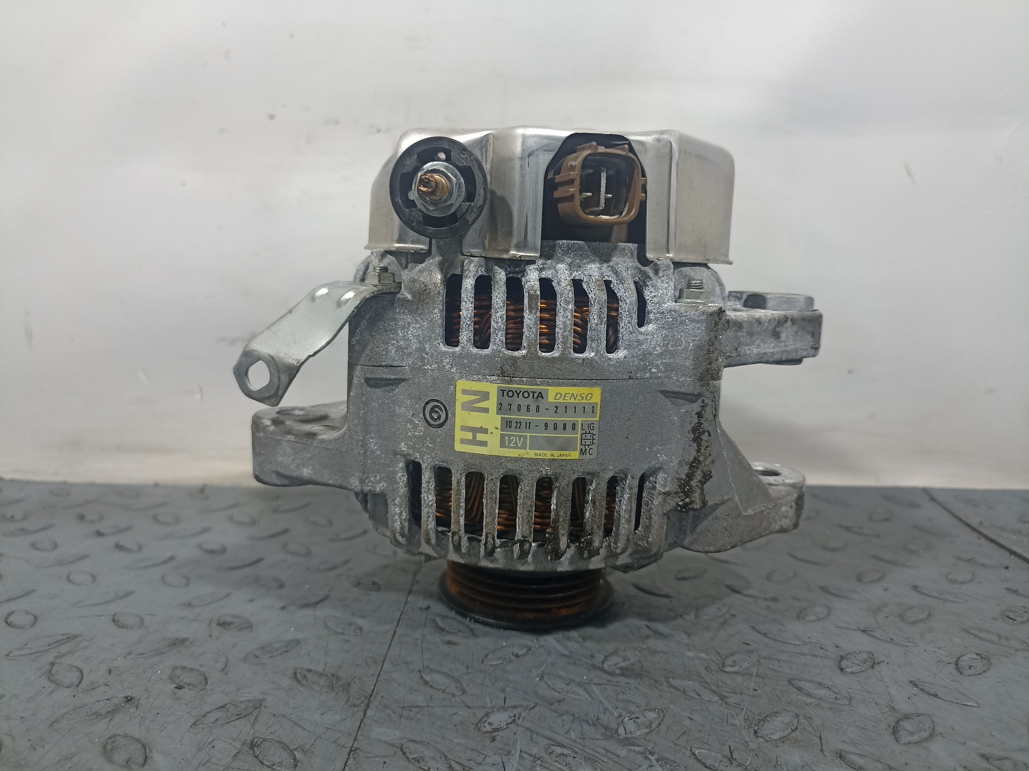 ГЕНЕРАТОР TOYOTA 2706021070  F2678Z