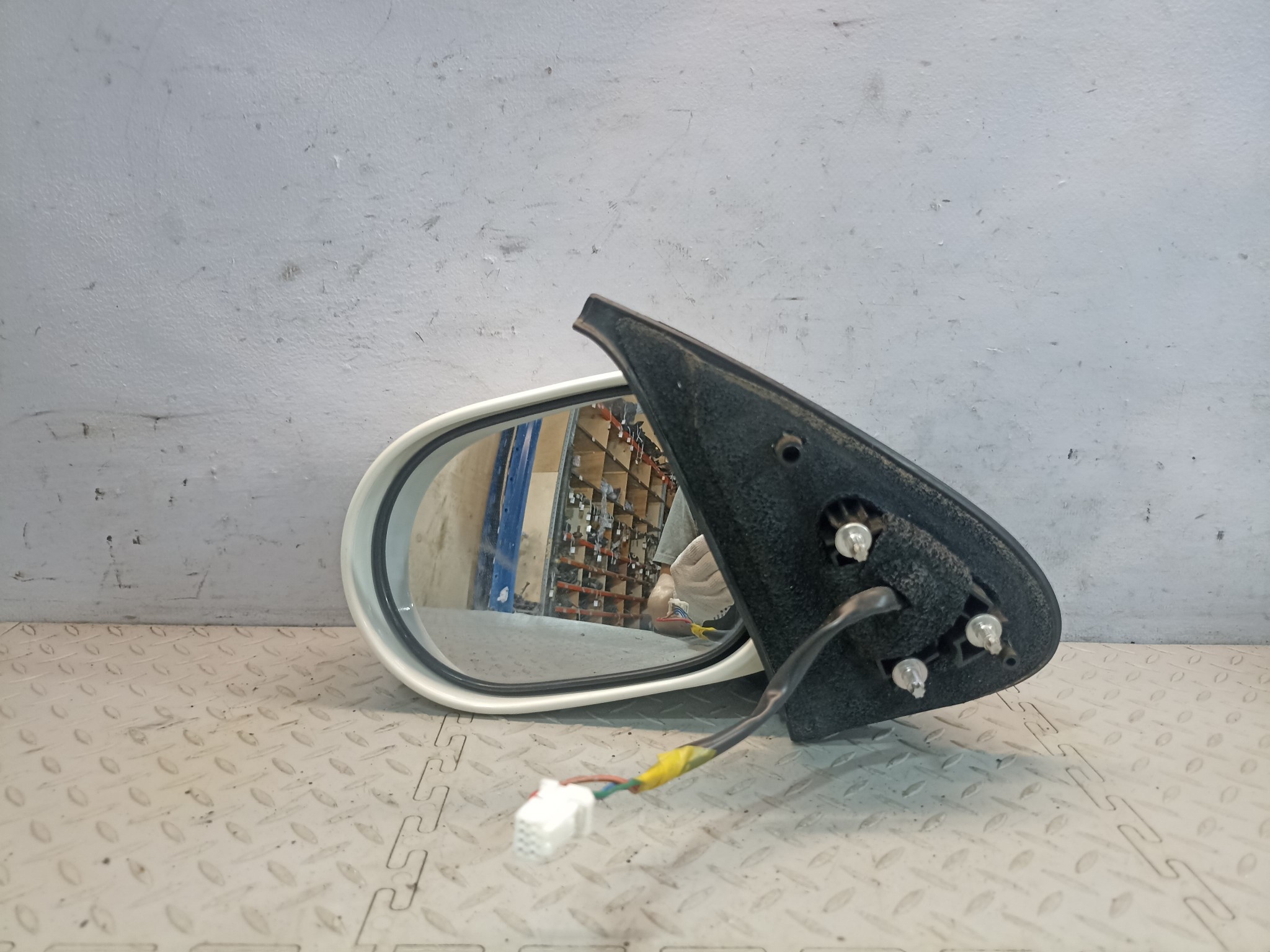 ЗЕРКАЛО NISSAN MARCH MICRA ЛЕВОЕ 96302CT41B  белый, QX1 KB2148