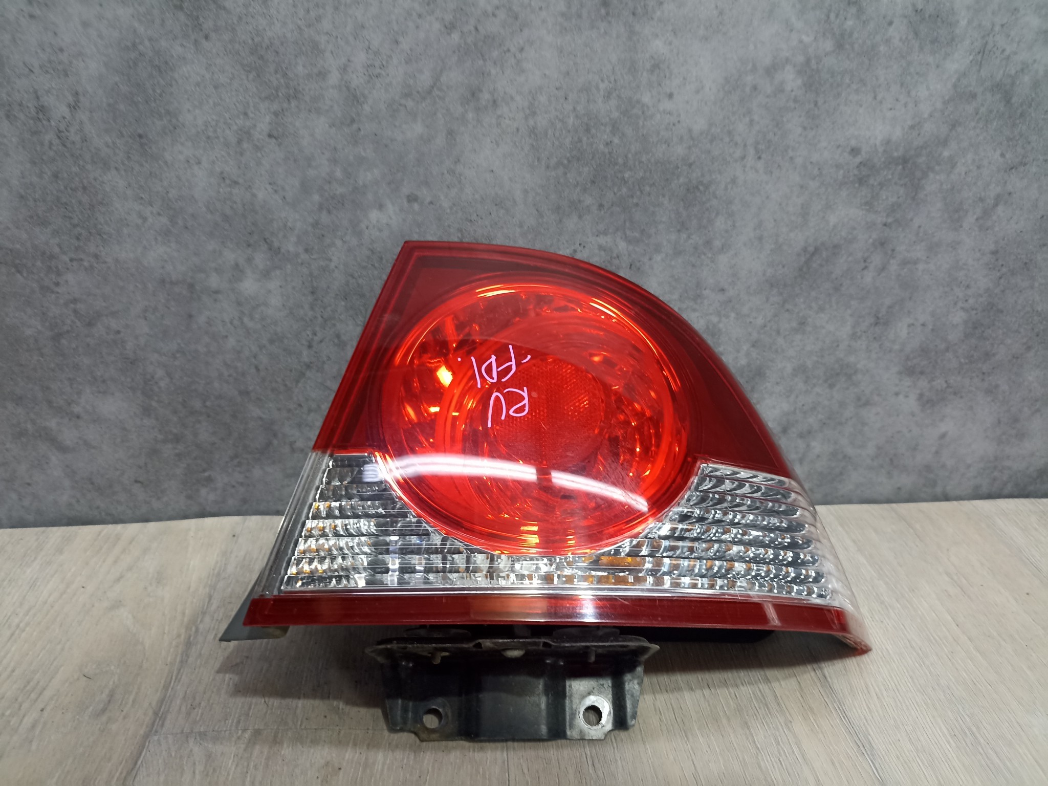 ФОНАРЬ HONDA ПРАВЫЙ 33501SNB003 FA1177