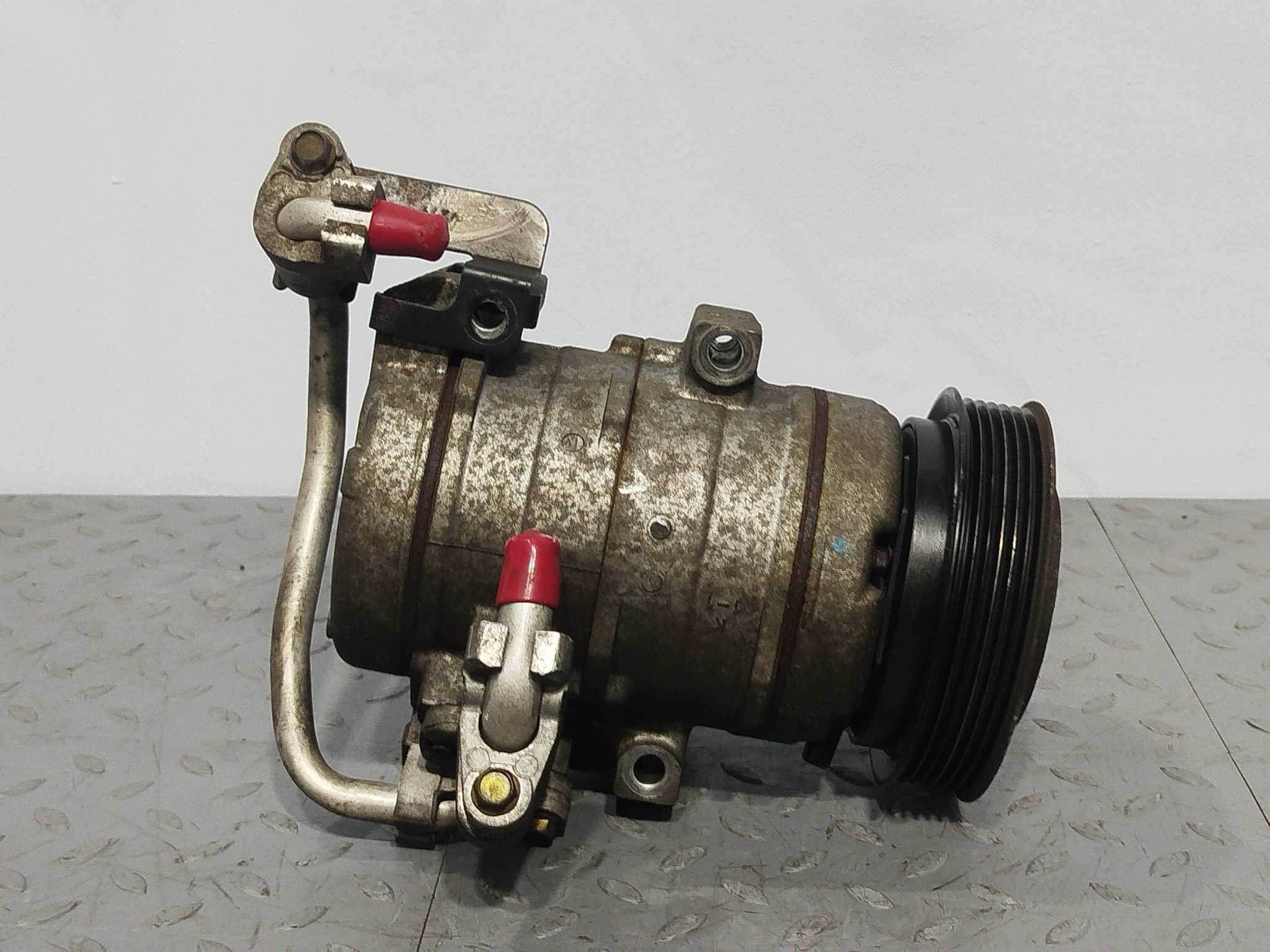 КОМПРЕССОР КОНДИЦИОНЕРА MAZDA 4472204651 D2306