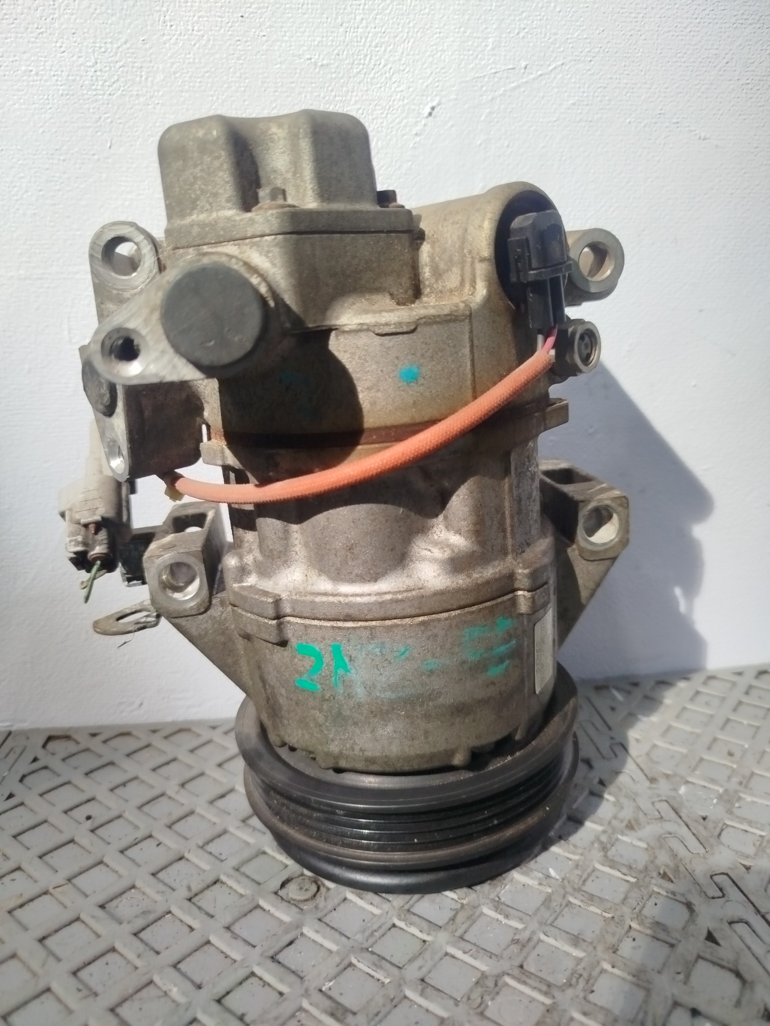КОМПРЕССОР КОНДИЦИОНЕРА TOYOTA 883101A890  D073