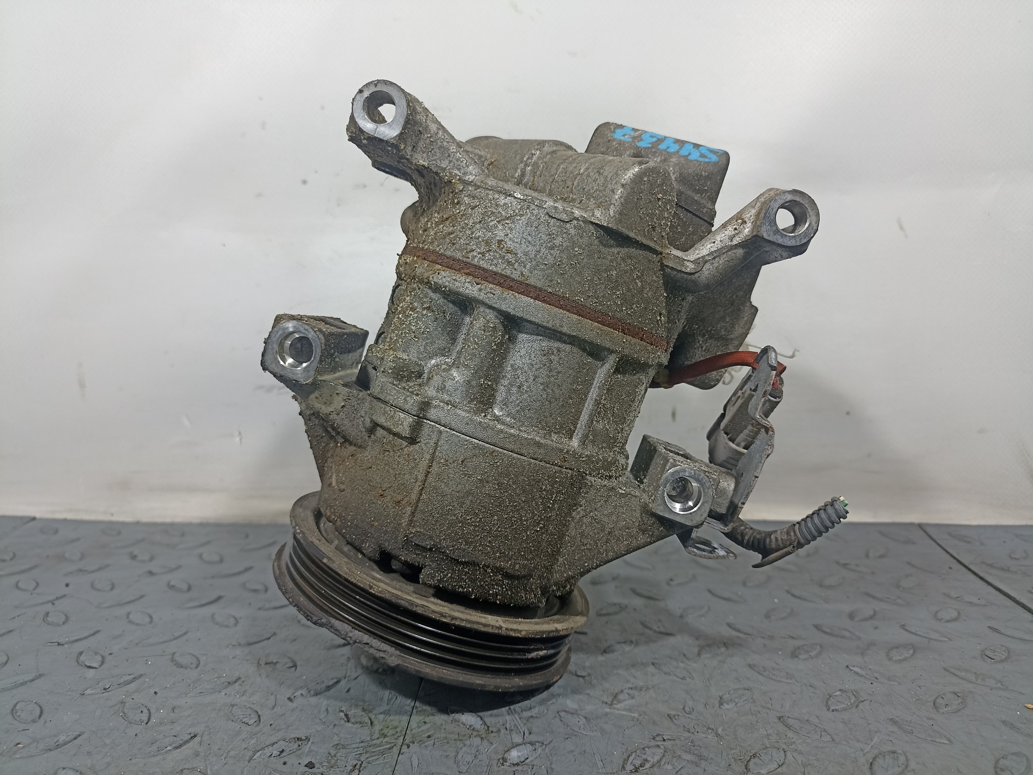 КОМПРЕССОР КОНДИЦИОНЕРА TOYOTA 883101A890 S4437Z