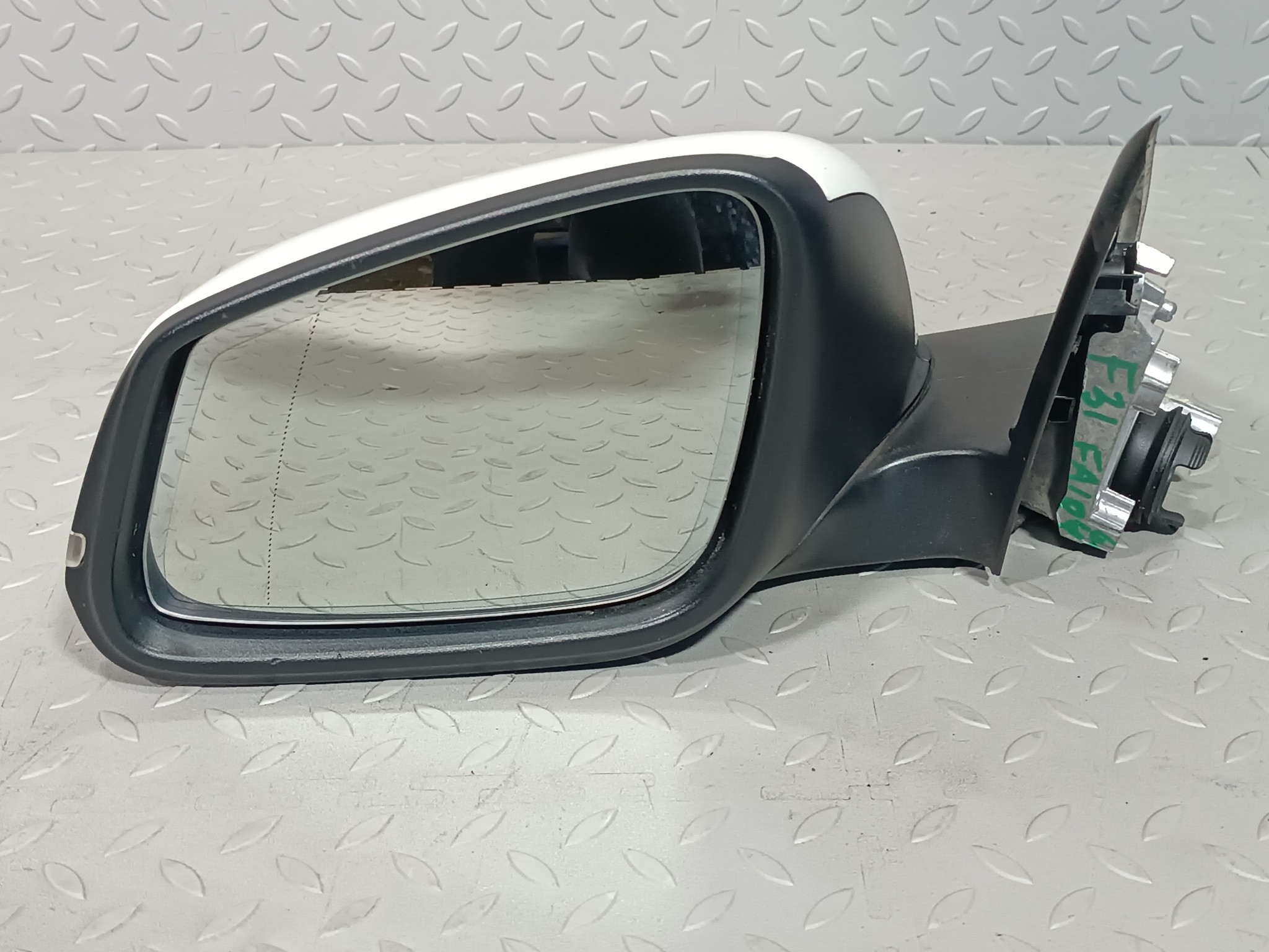 ЗЕРКАЛО BMW 3-SERIES ЛЕВОЕ 51167345675 белый FA1046