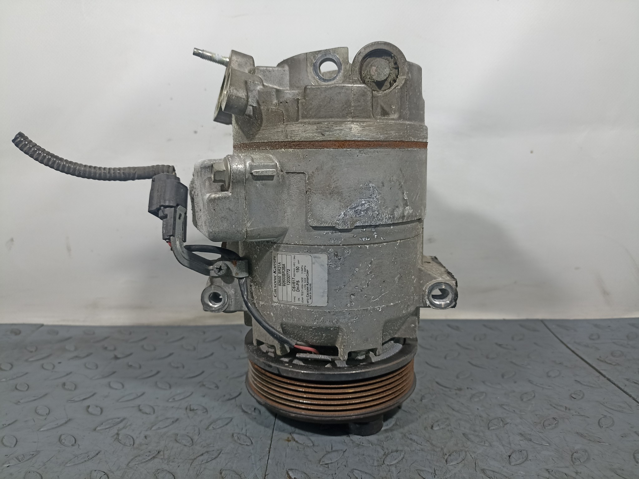 КОМПРЕССОР КОНДИЦИОНЕРА NISSAN 926001DB0A YE123Z