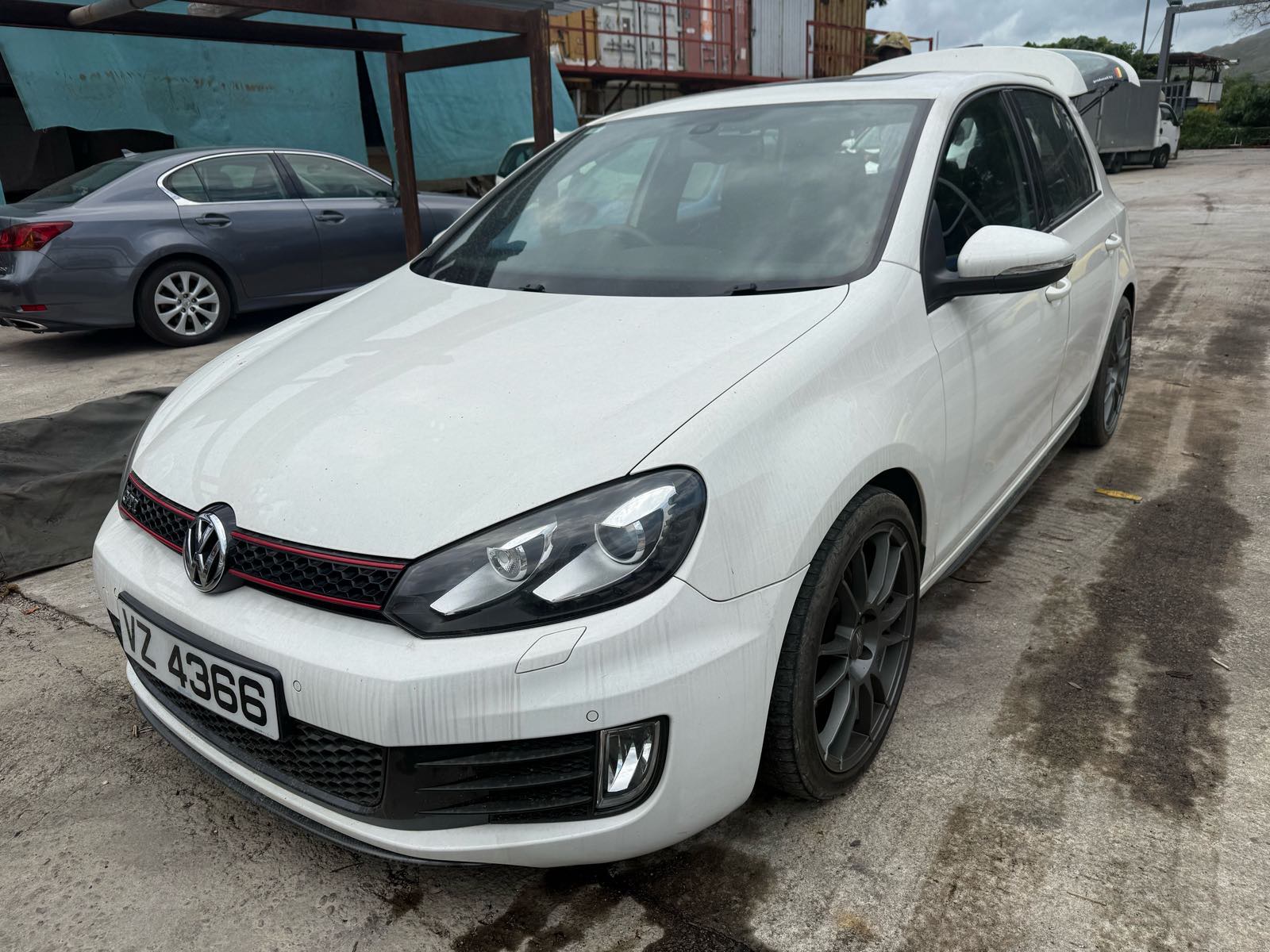 СТОЙКА ХОДОВКИ AUDI VOLKSWAGEN SKODA ПЕРЕДНЯЯ ЗАДНЯЯ ЛЕВАЯ ПРАВАЯ 3AA413031M YE099