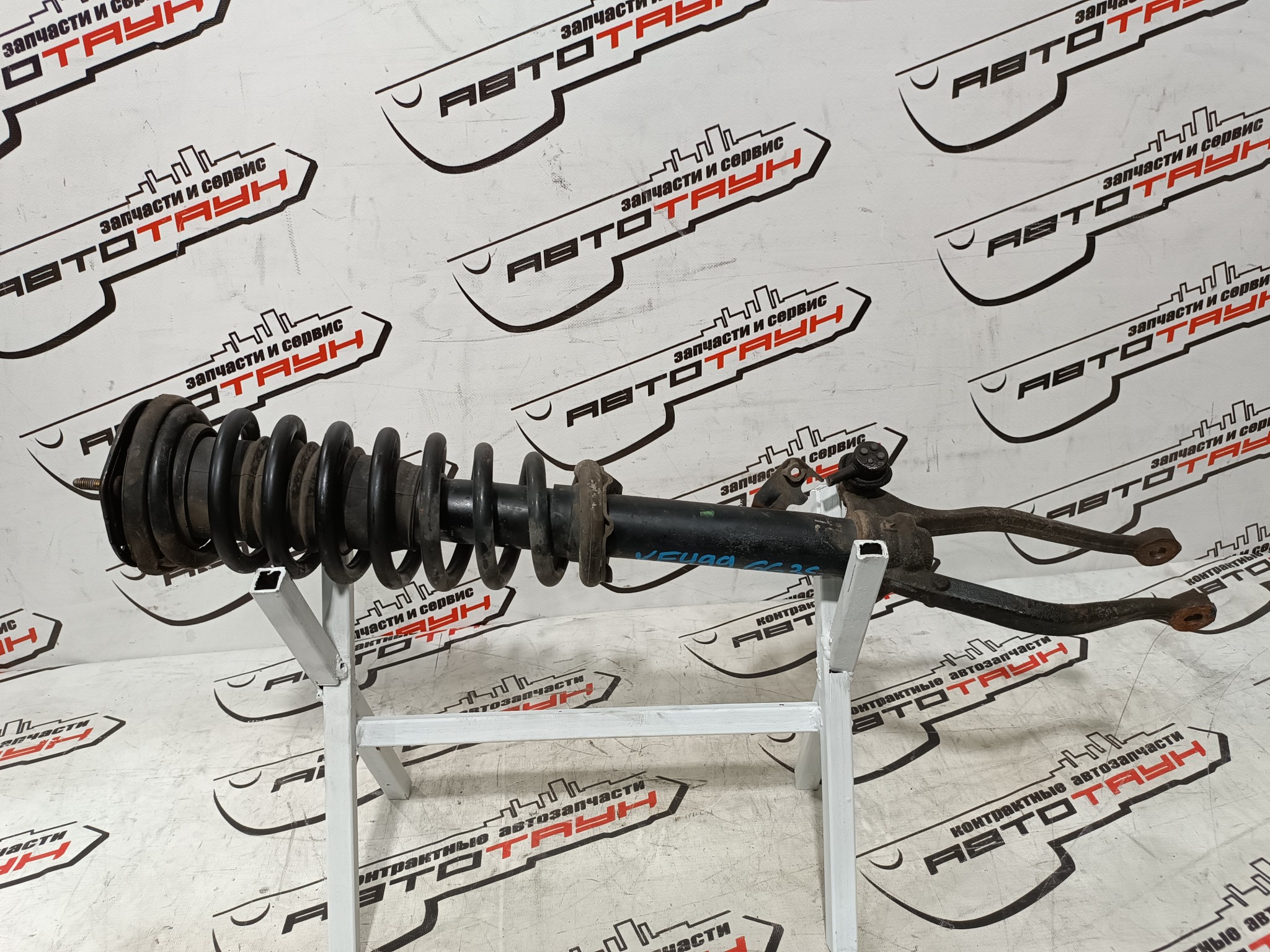 СТОЙКА ХОДОВКИ MAZDA ПЕРЕДНЯЯ ПРАВАЯ GJ6E34700F KE499