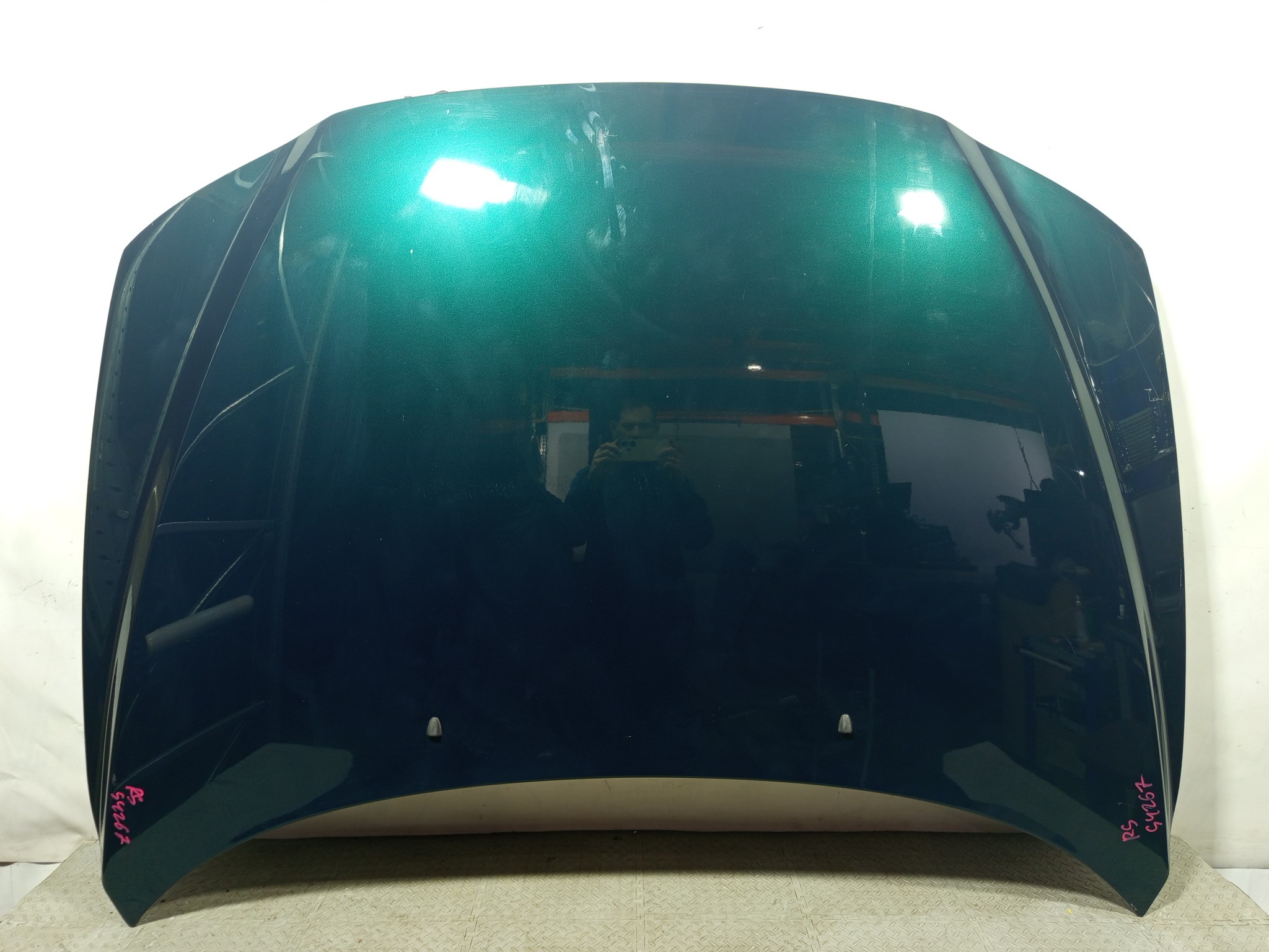 КАПОТ VOLVO S60 V70 XC70 30796490 зеленый S4267