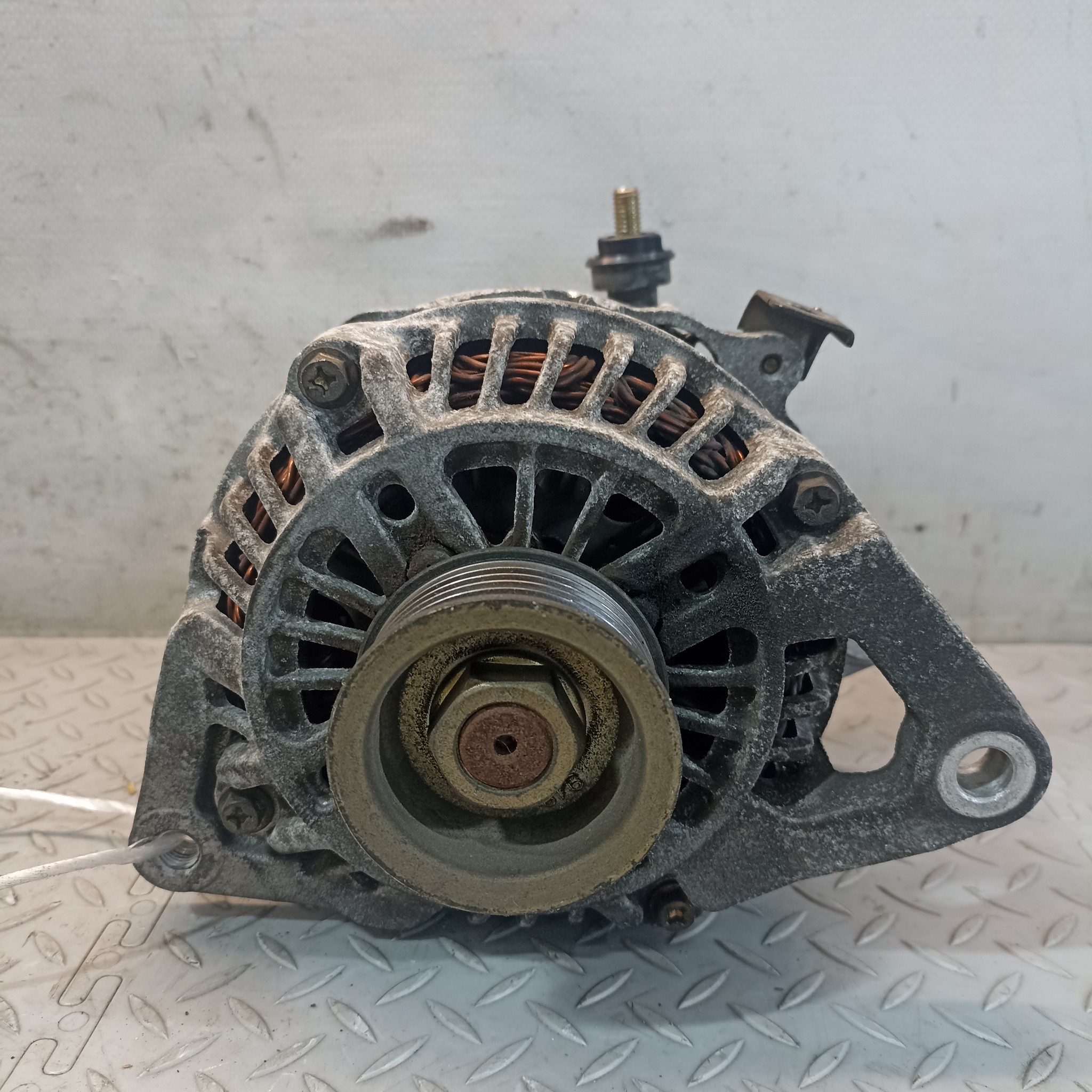 ГЕНЕРАТОР MAZDA Z60118300  KB1550Z