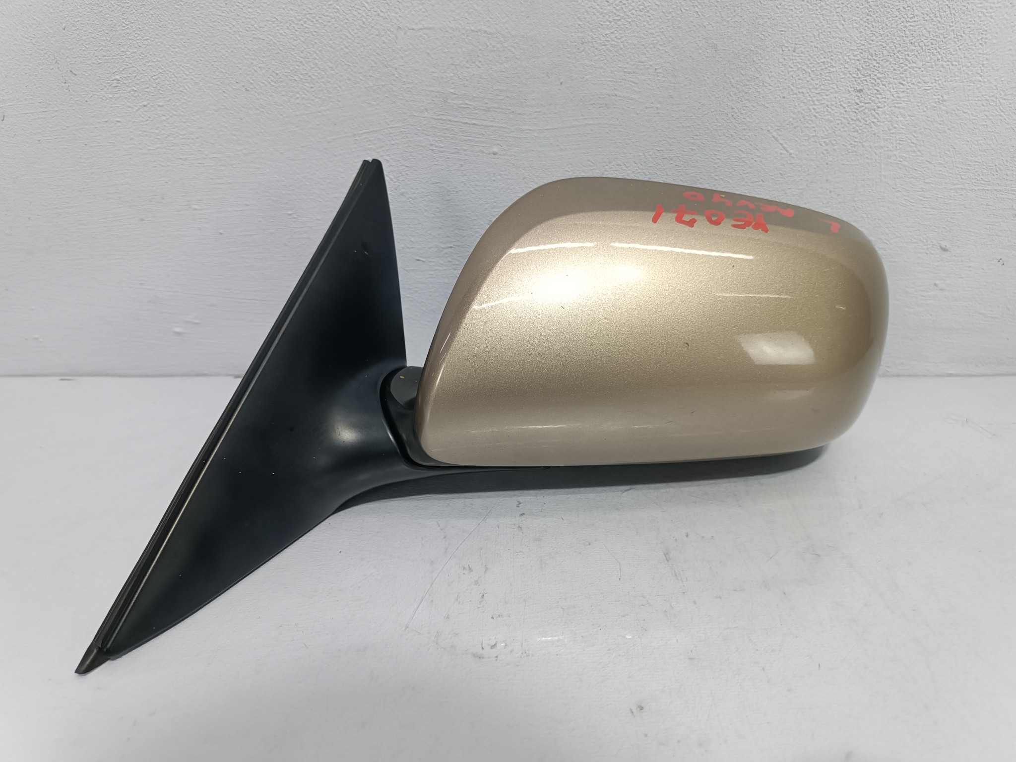ЗЕРКАЛО TOYOTA DAIHATSU ALTIS CAMRY ЛЕВОЕ 8791533010 бежевый, 4Q2 YE071Z