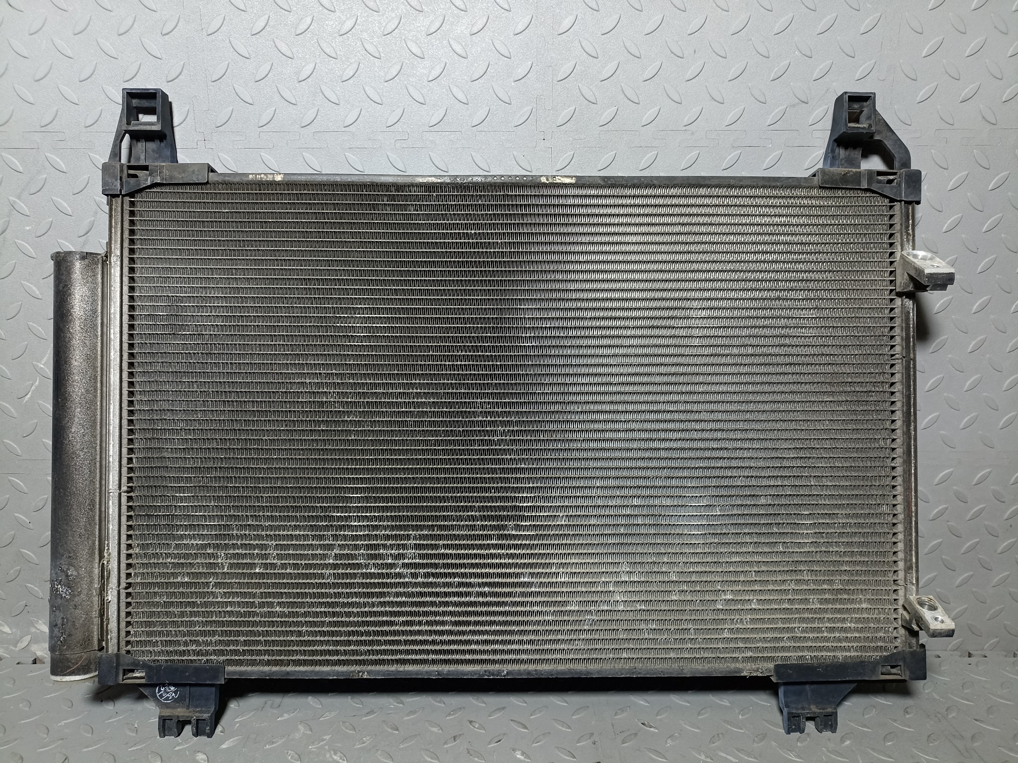 РАДИАТОР КОНДИЦИОНЕРА TOYOTA 8846052130 NA8405Z