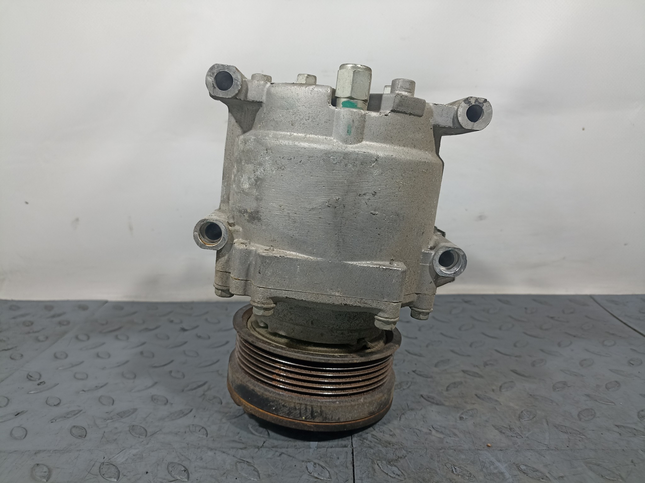 КОМПРЕССОР КОНДИЦИОНЕРА GEELY 1016018689 P020Z