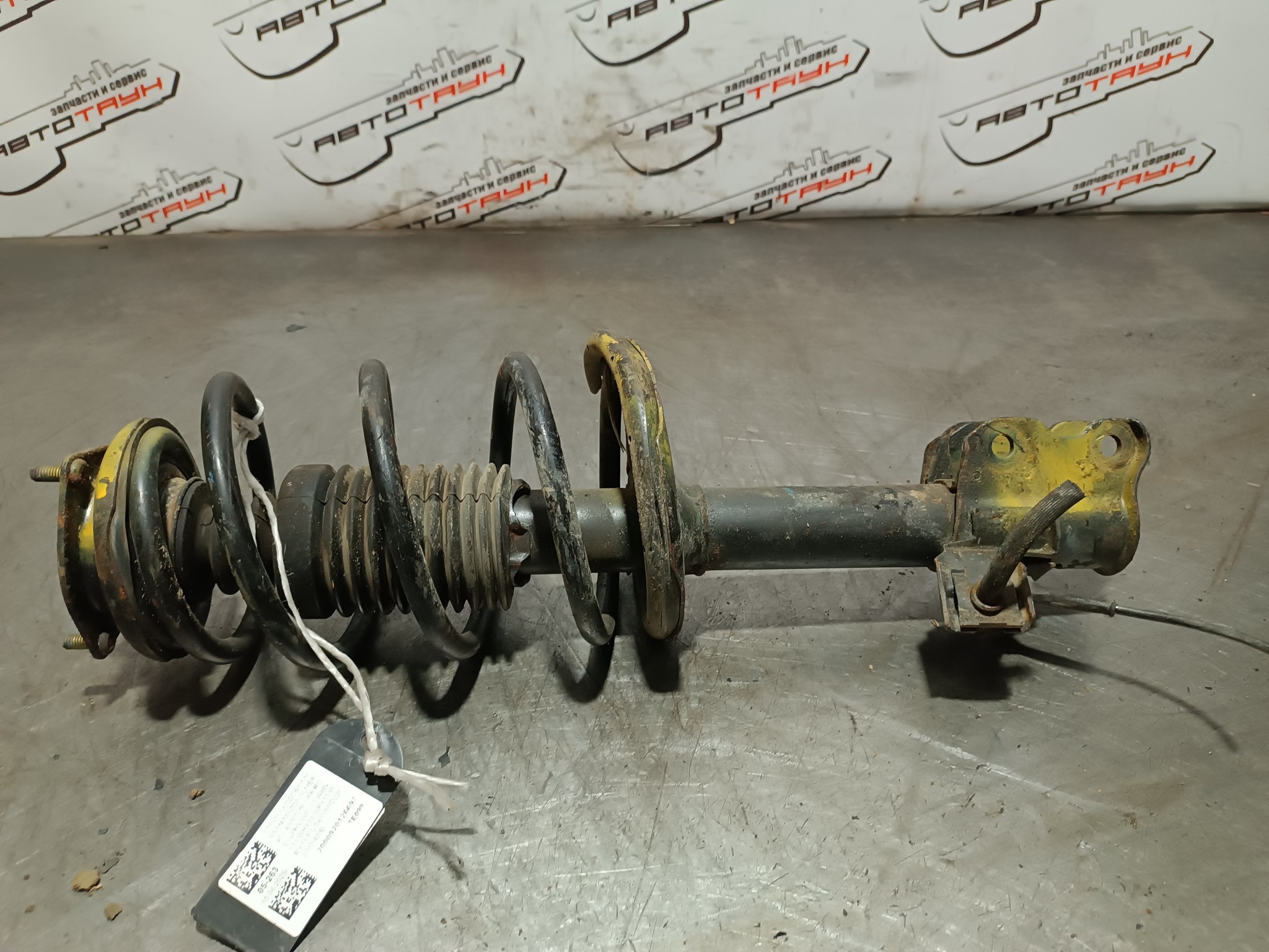 СТОЙКА ХОДОВКИ NISSAN MAZDA ПЕРЕДНЯЯ ЛЕВАЯ 54303WD226  TE099