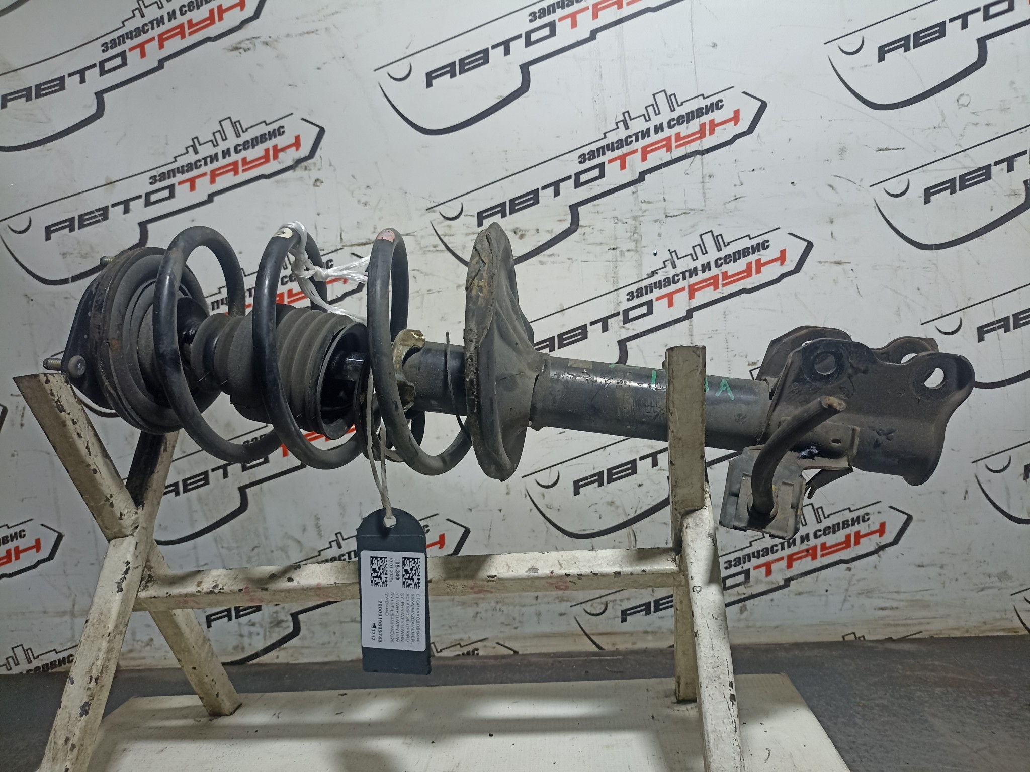 СТОЙКА ХОДОВКИ NISSAN MAZDA ПЕРЕДНЯЯ ЛЕВАЯ 54303WD226  S3717