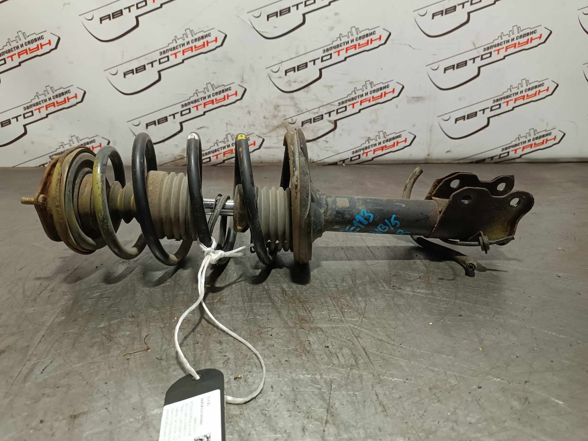 СТОЙКА ХОДОВКИ NISSAN MAZDA ПЕРЕДНЯЯ ПРАВАЯ 54302WD226  TE113