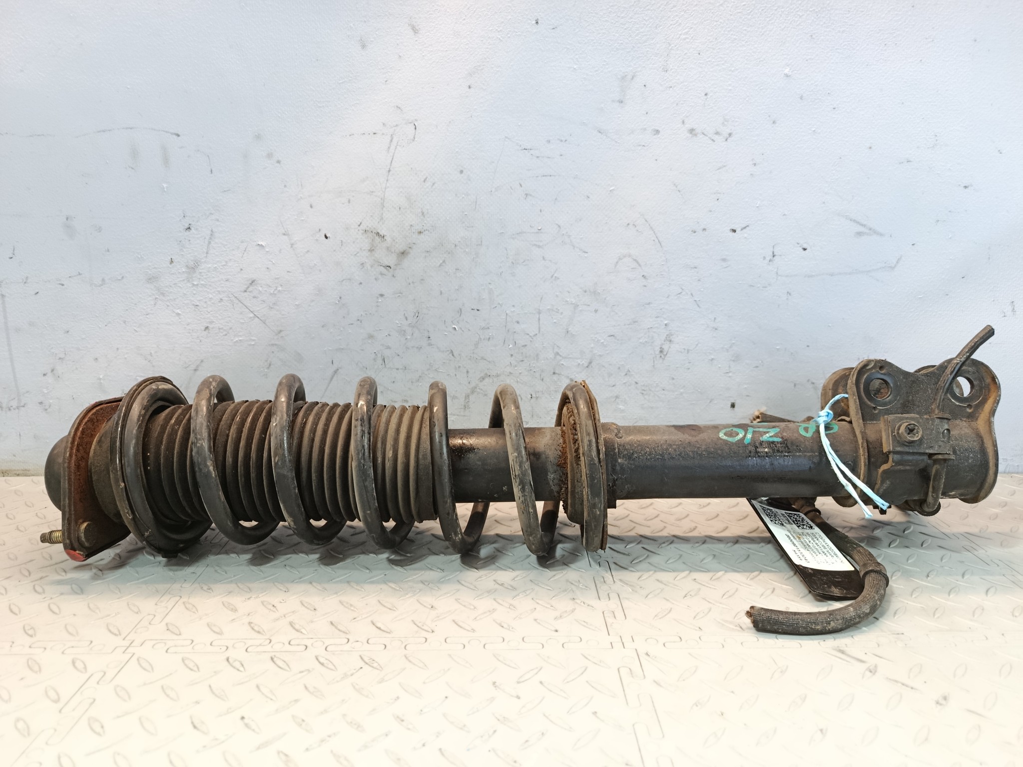 СТОЙКА ХОДОВКИ NISSAN ПЕРЕДНЯЯ ПРАВАЯ 5430241B85  S4359
