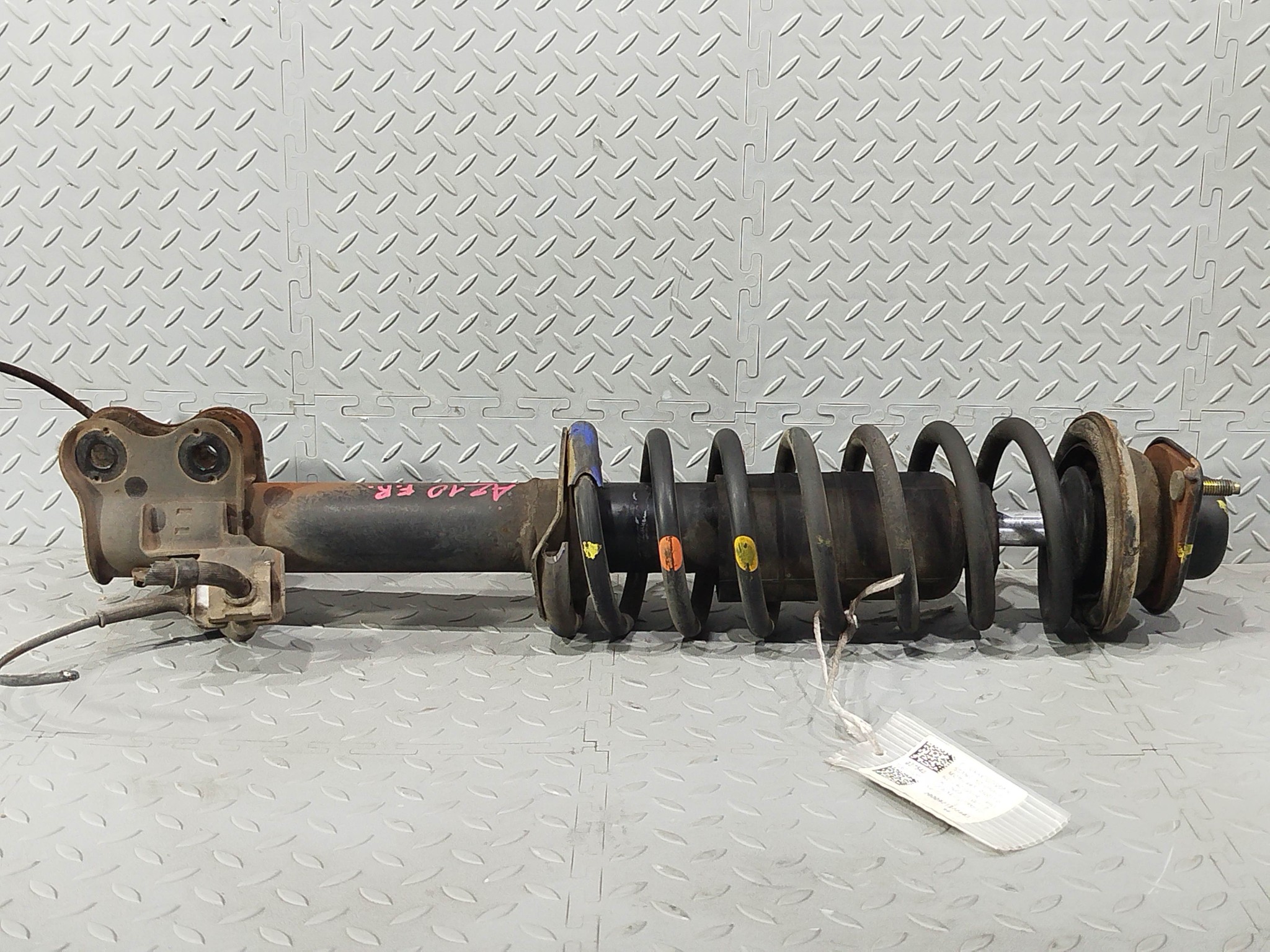 СТОЙКА ХОДОВКИ NISSAN ПЕРЕДНЯЯ ПРАВАЯ 5430241B85  S4317