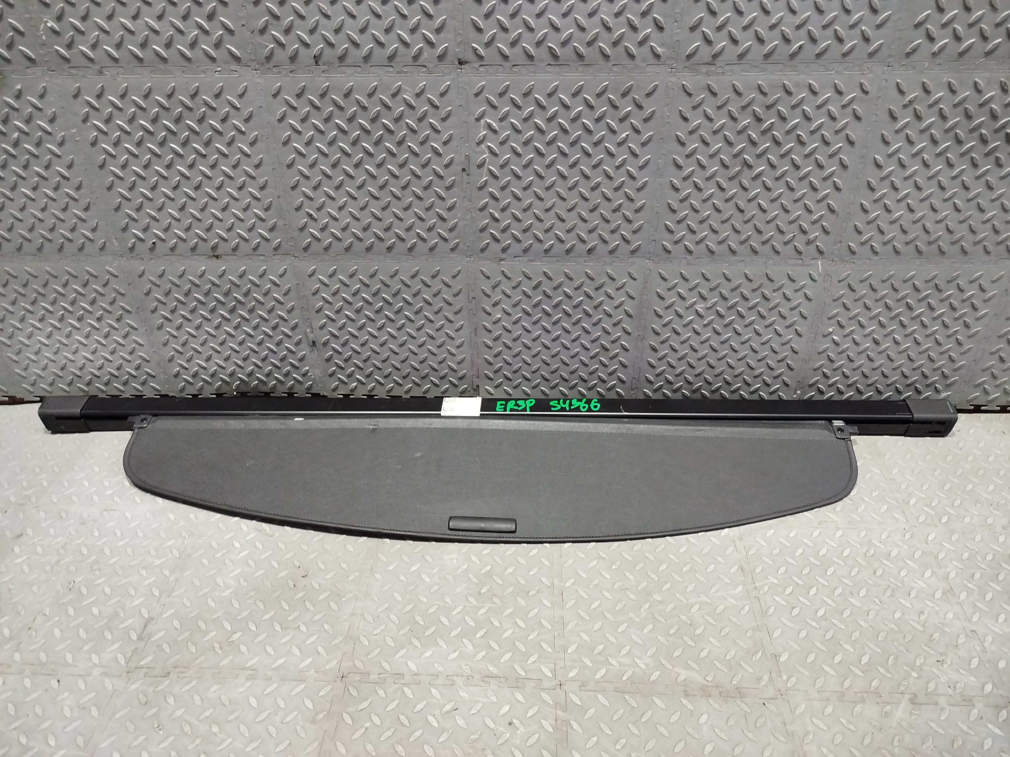 ШТОРКА БАГАЖНИКА MAZDA  S4366