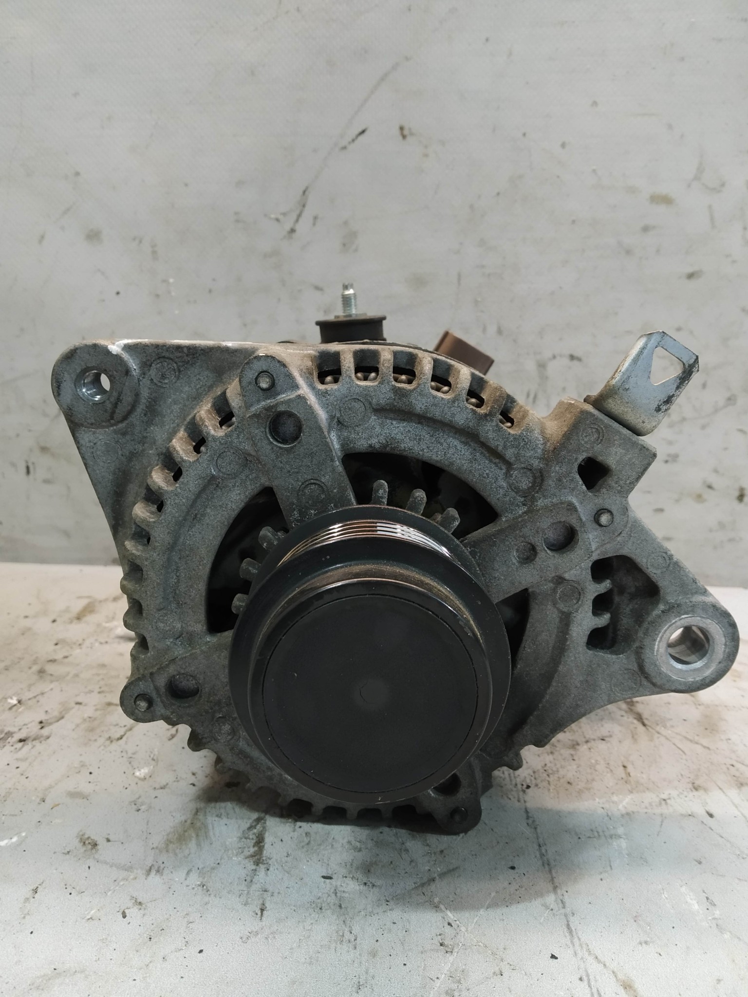 ГЕНЕРАТОР TOYOTA 270600T051 QE236Z