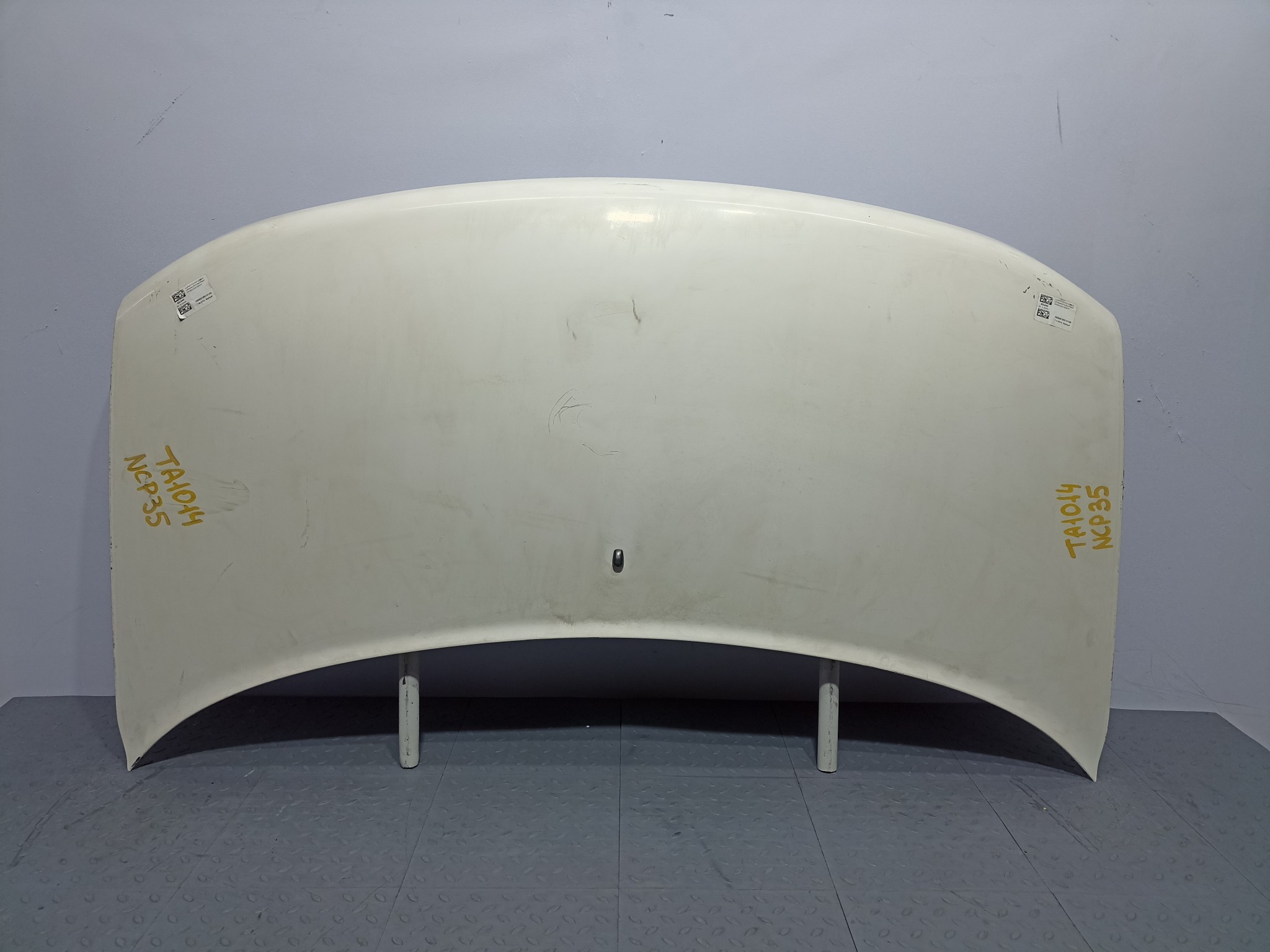 КАПОТ TOYOTA BB 5330152070  белый, 040 TA1014