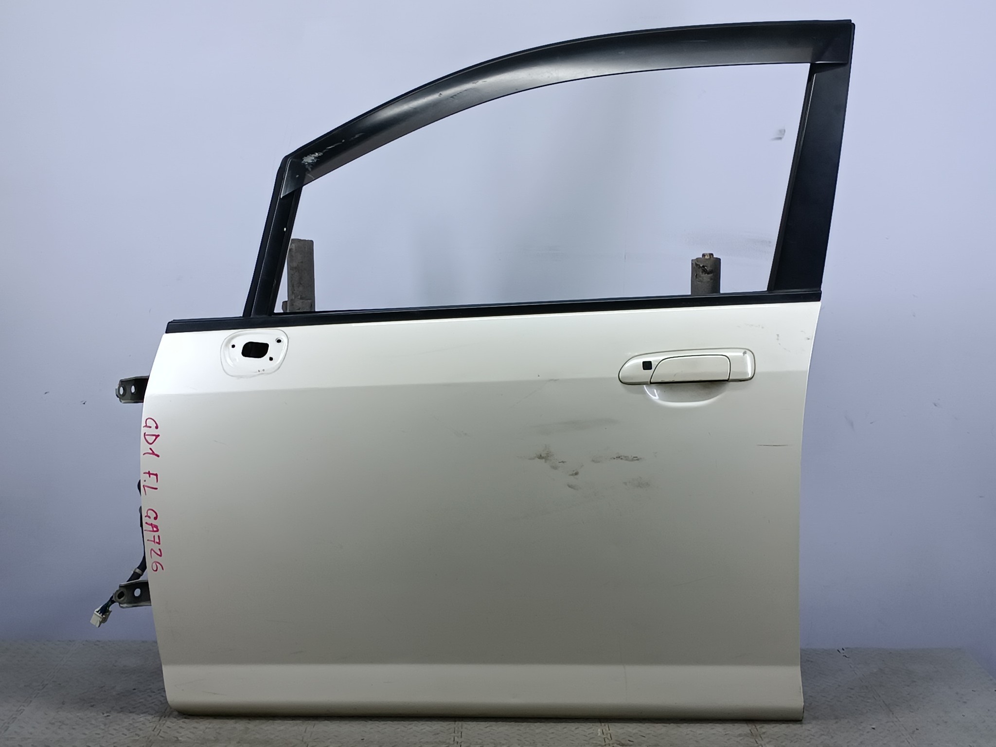 ДВЕРЬ HONDA FIT JAZZ 67050SAA010ZZ ПЕРЕДНЯЯ ЛЕВАЯ  белый, NH624P GA726