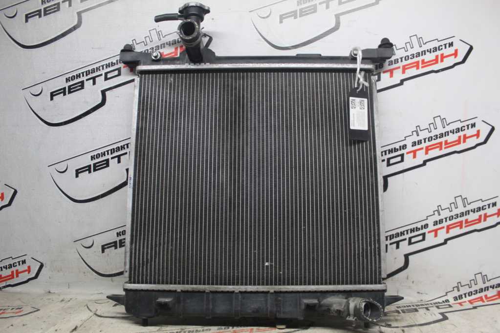 РАДИАТОР ДВИГАТЕЛЯ NISSAN 214101HJ0A  N725ZZ