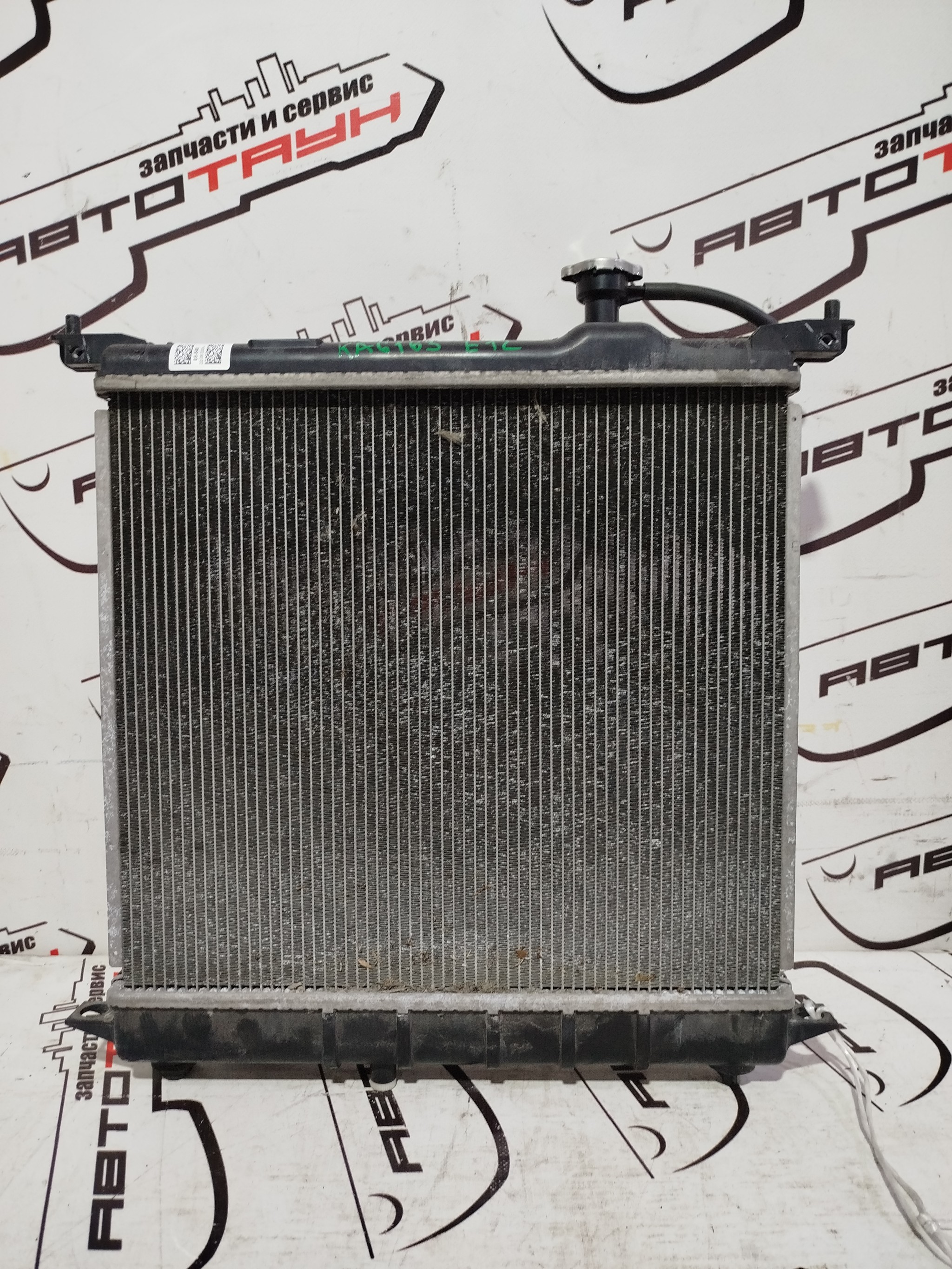РАДИАТОР ДВИГАТЕЛЯ NISSAN 214101HJ0A  KA6163Z