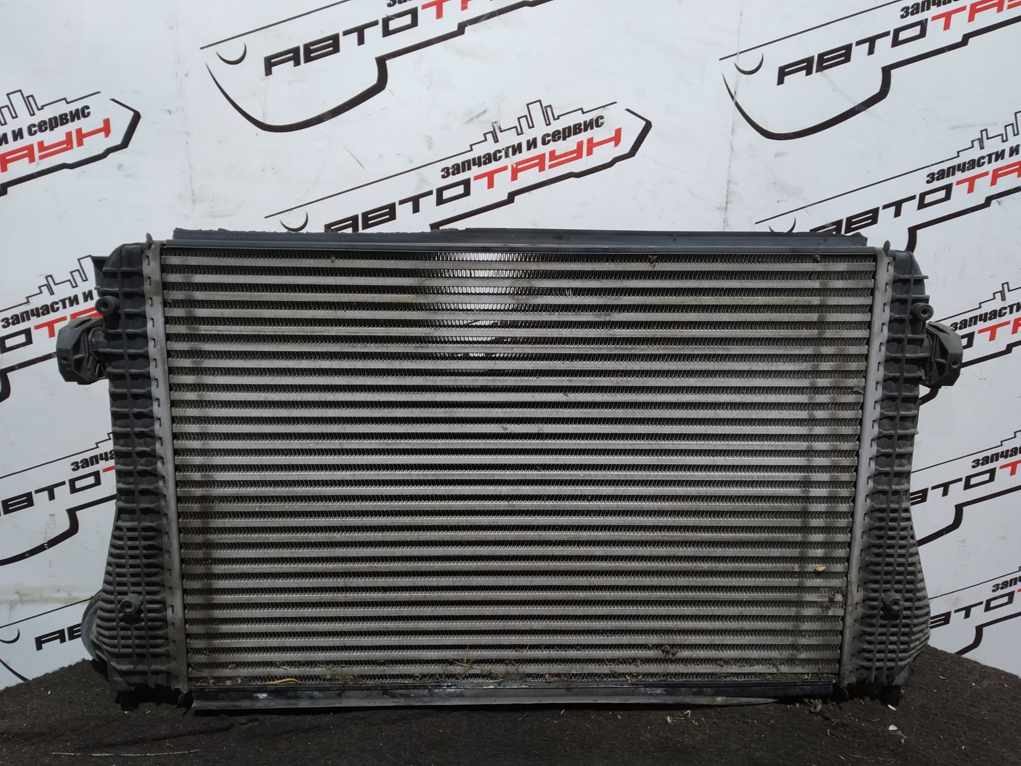РАДИАТОР ИНТЕРКУЛЕРА AUDI VOLKSWAGEN SEAT SKODA 1K0145803A NA3969Z
