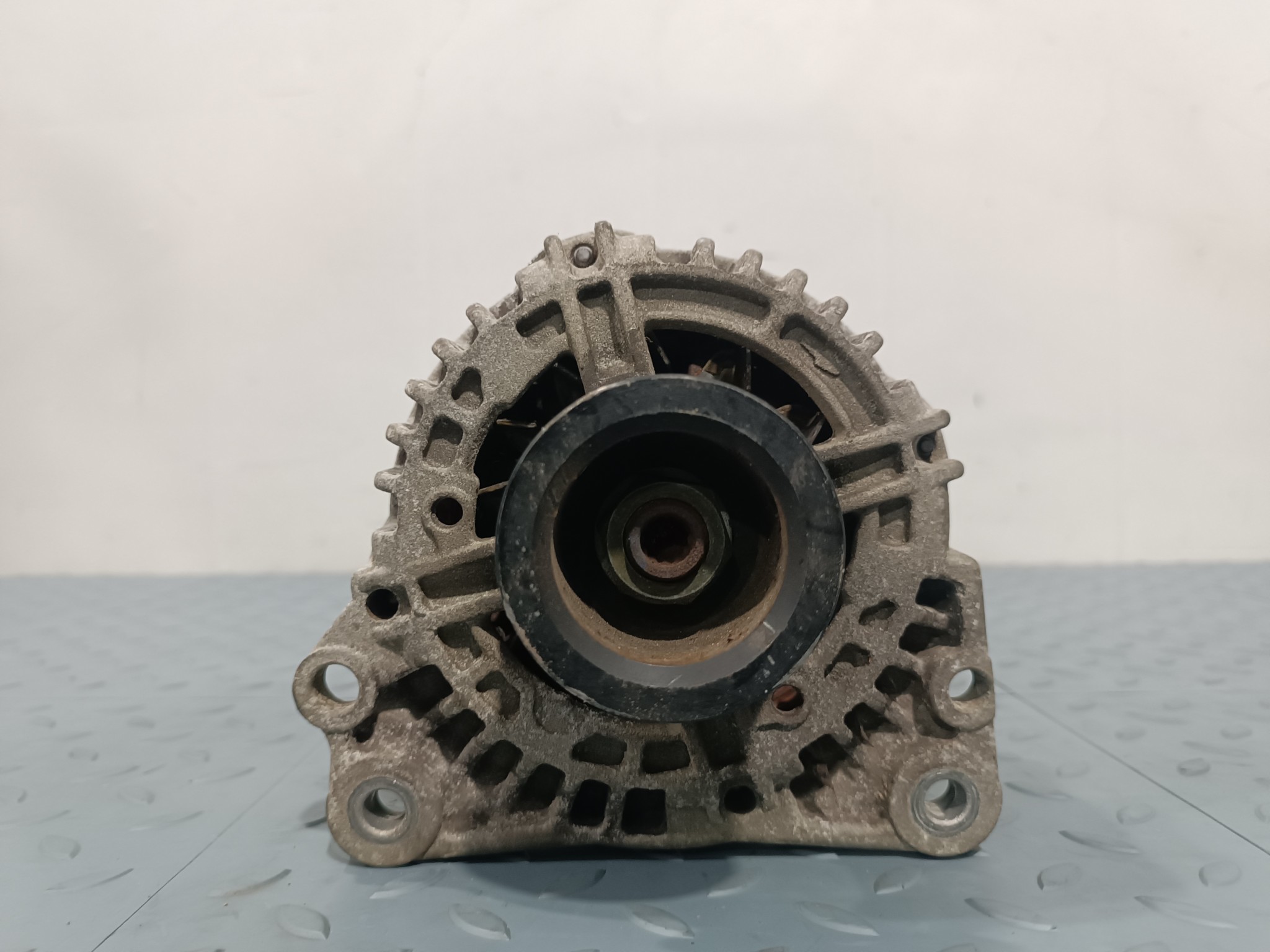 ГЕНЕРАТОР AUDI VOLKSWAGEN SEAT SKODA 028903028D D2223