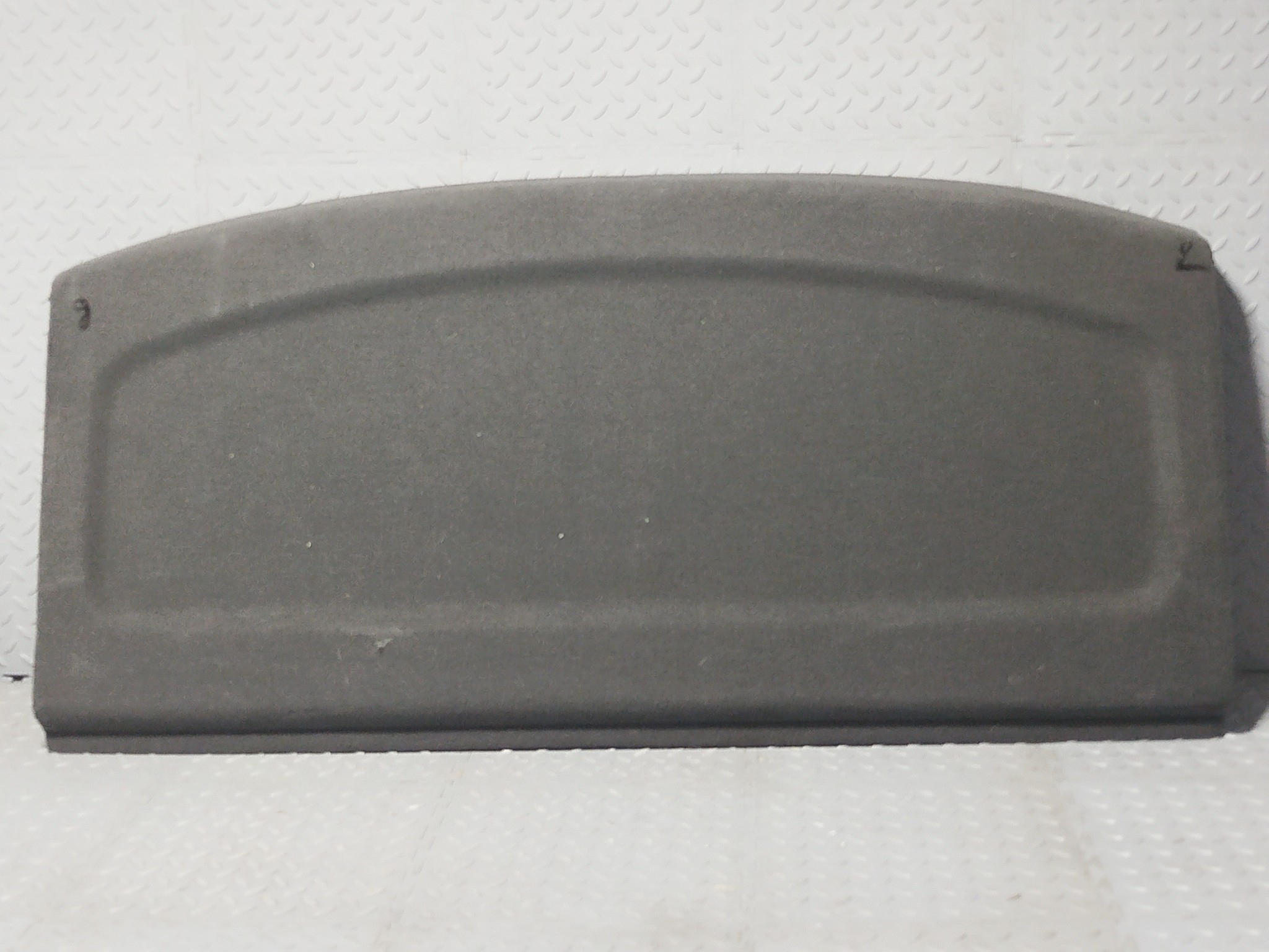 ПОЛКА БАГАЖНИКА VOLKSWAGEN 1K6867769E VB1558
