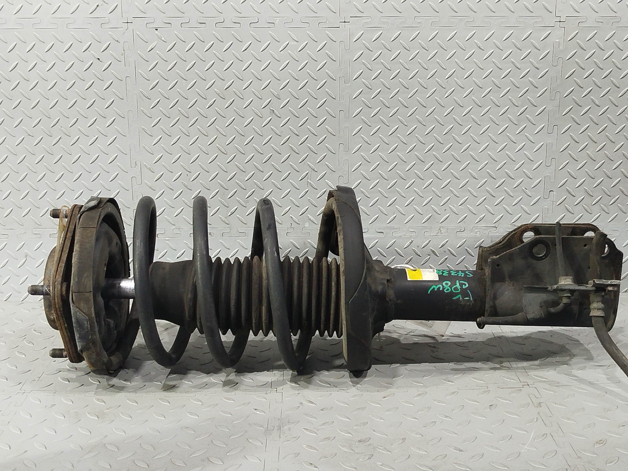 СТОЙКА ХОДОВКИ MAZDA ПЕРЕДНЯЯ ЛЕВАЯ B30D34900B S4338