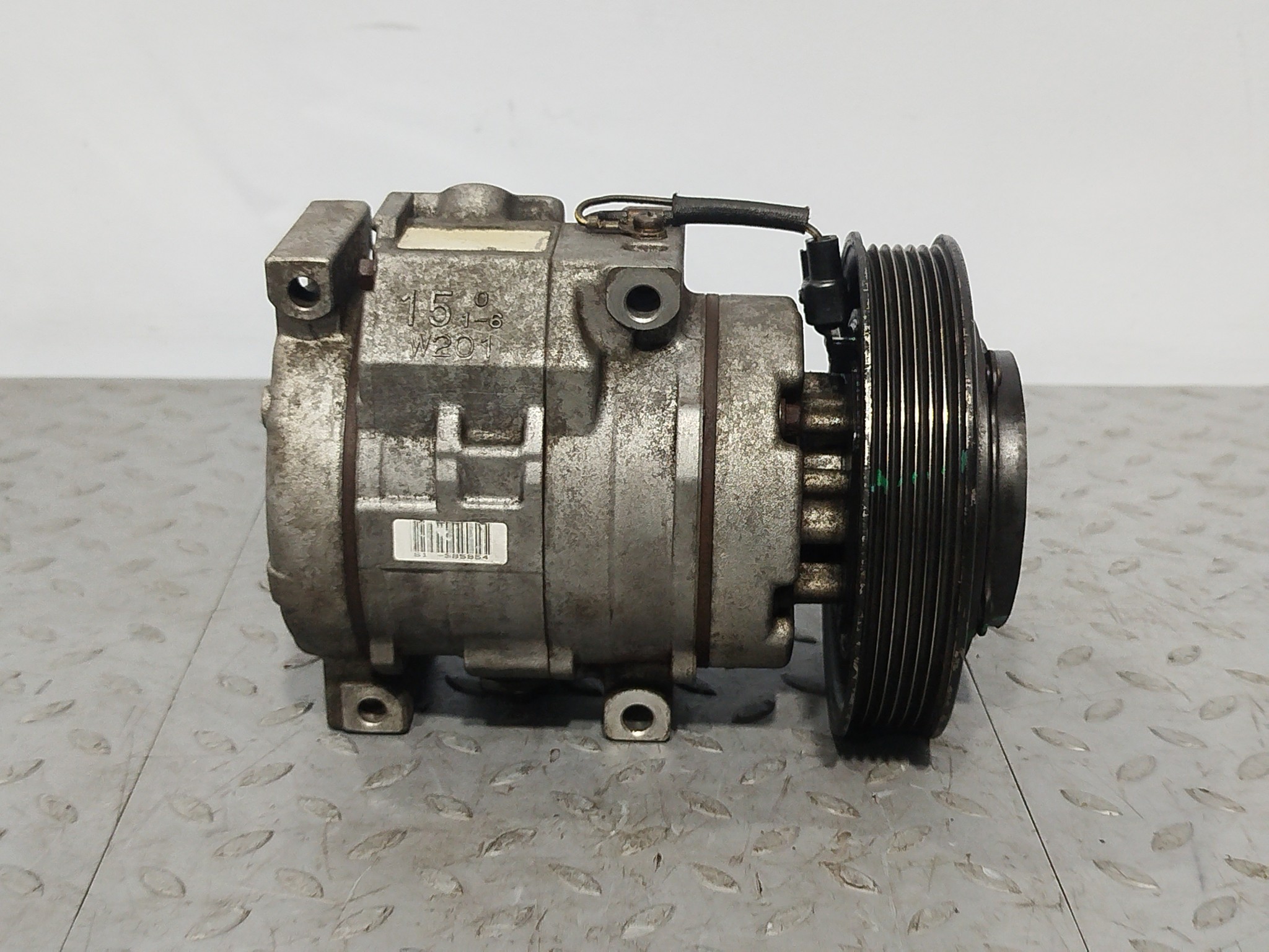 КОМПРЕССОР КОНДИЦИОНЕРА TOYOTA 883202B420 D2204