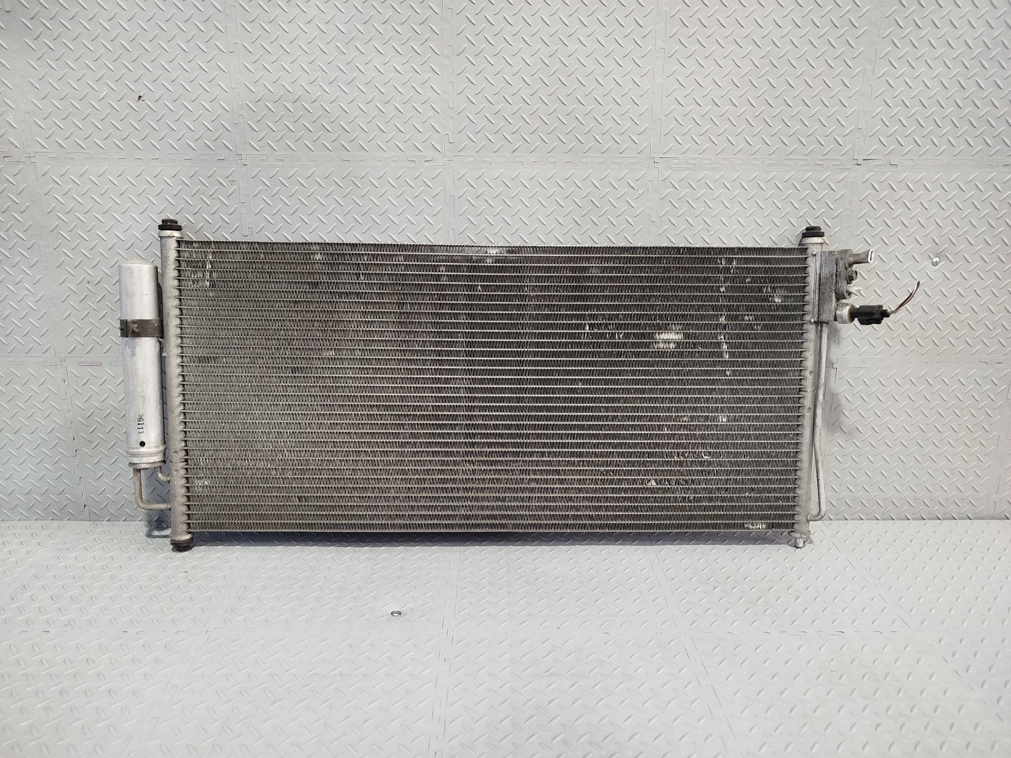 РАДИАТОР КОНДИЦИОНЕРА NISSAN 921009Y000 KB808Z