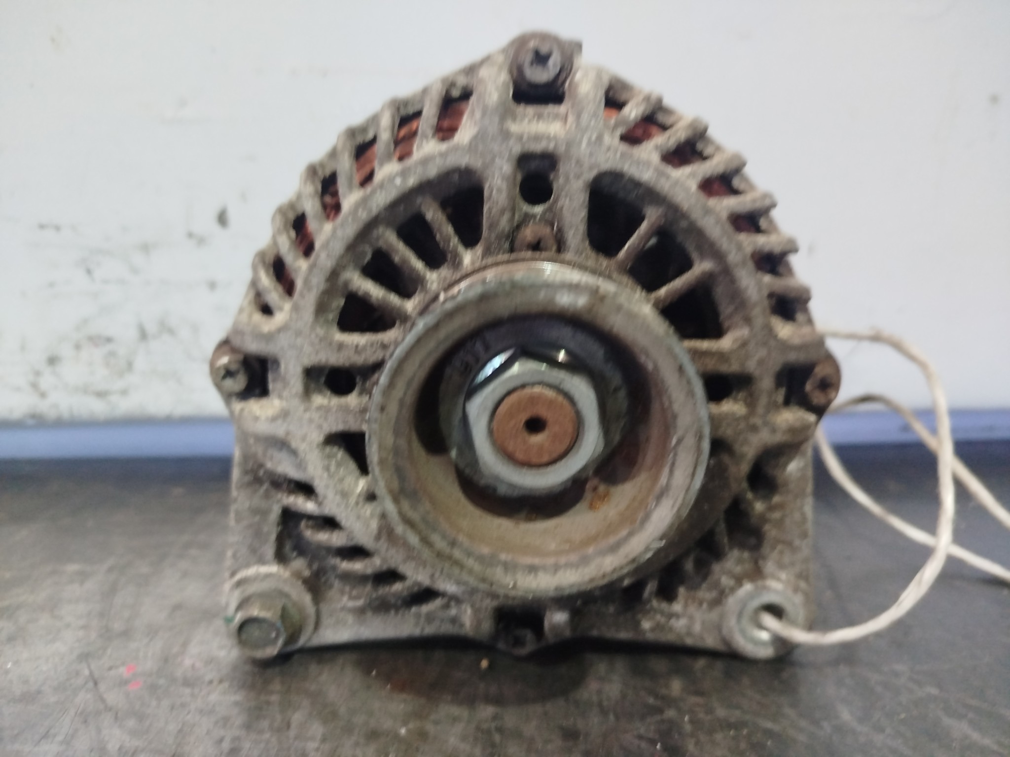 ГЕНЕРАТОР NISSAN MAZDA 231001KA1A  D779