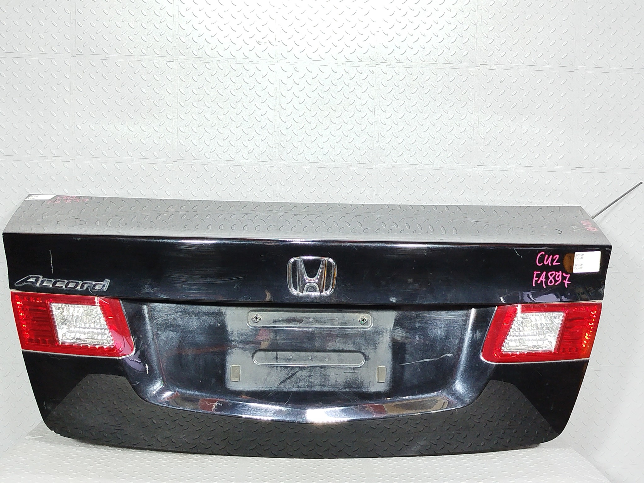 КРЫШКА БАГАЖНИКА HONDA ACCORD 68500TL2010ZZ черный, NH731P FA897