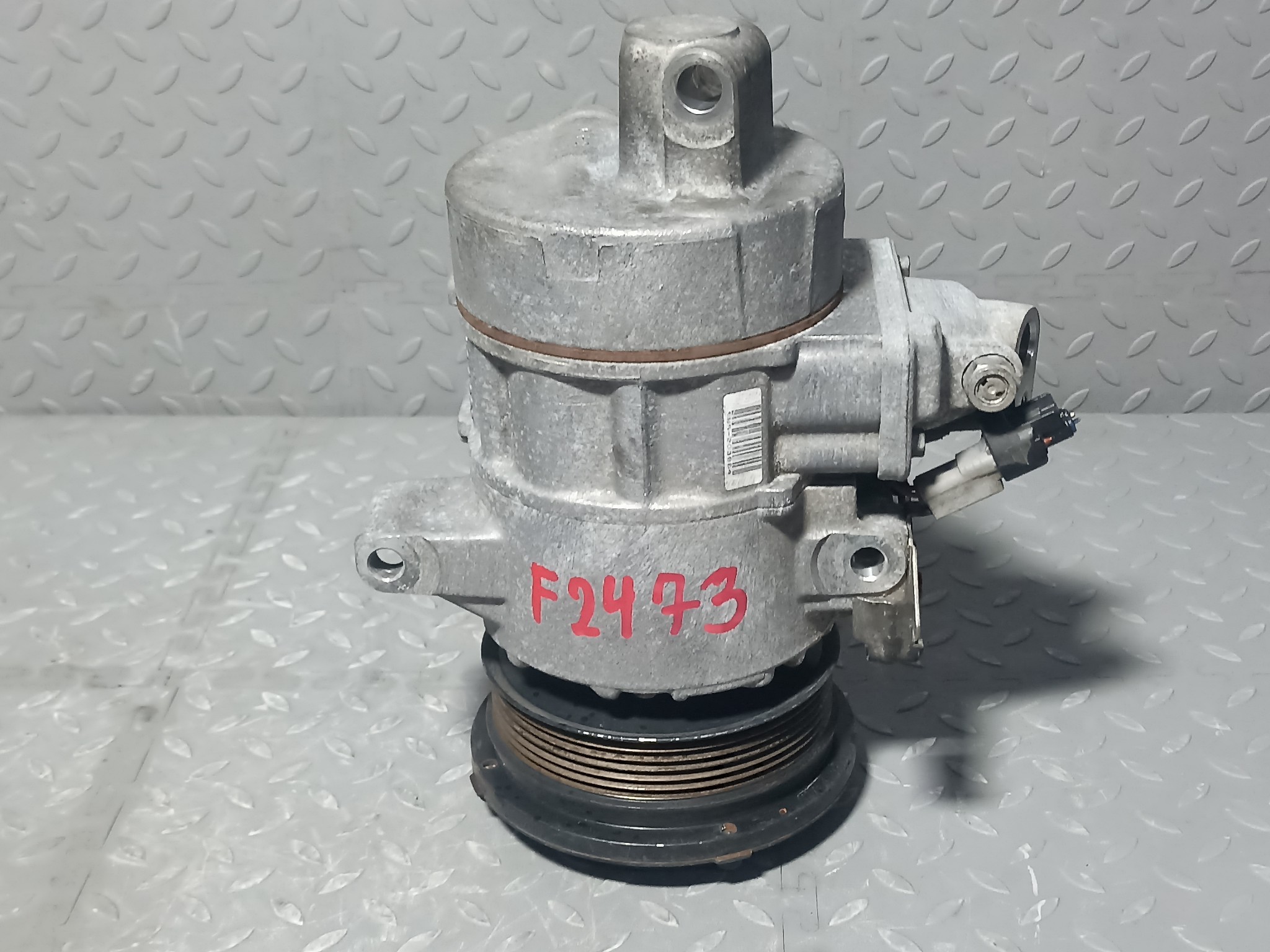 КОМПРЕССОР КОНДИЦИОНЕРА TOYOTA LEXUS 883103A450 F2473Z