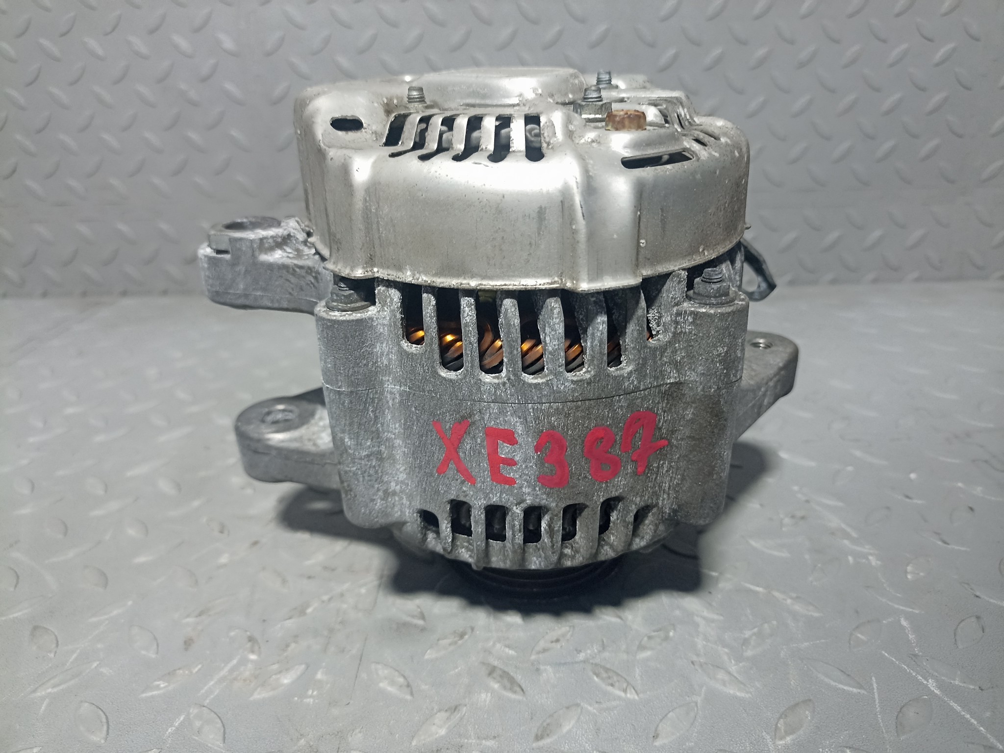 ГЕНЕРАТОР TOYOTA 2706021130  XE387Z